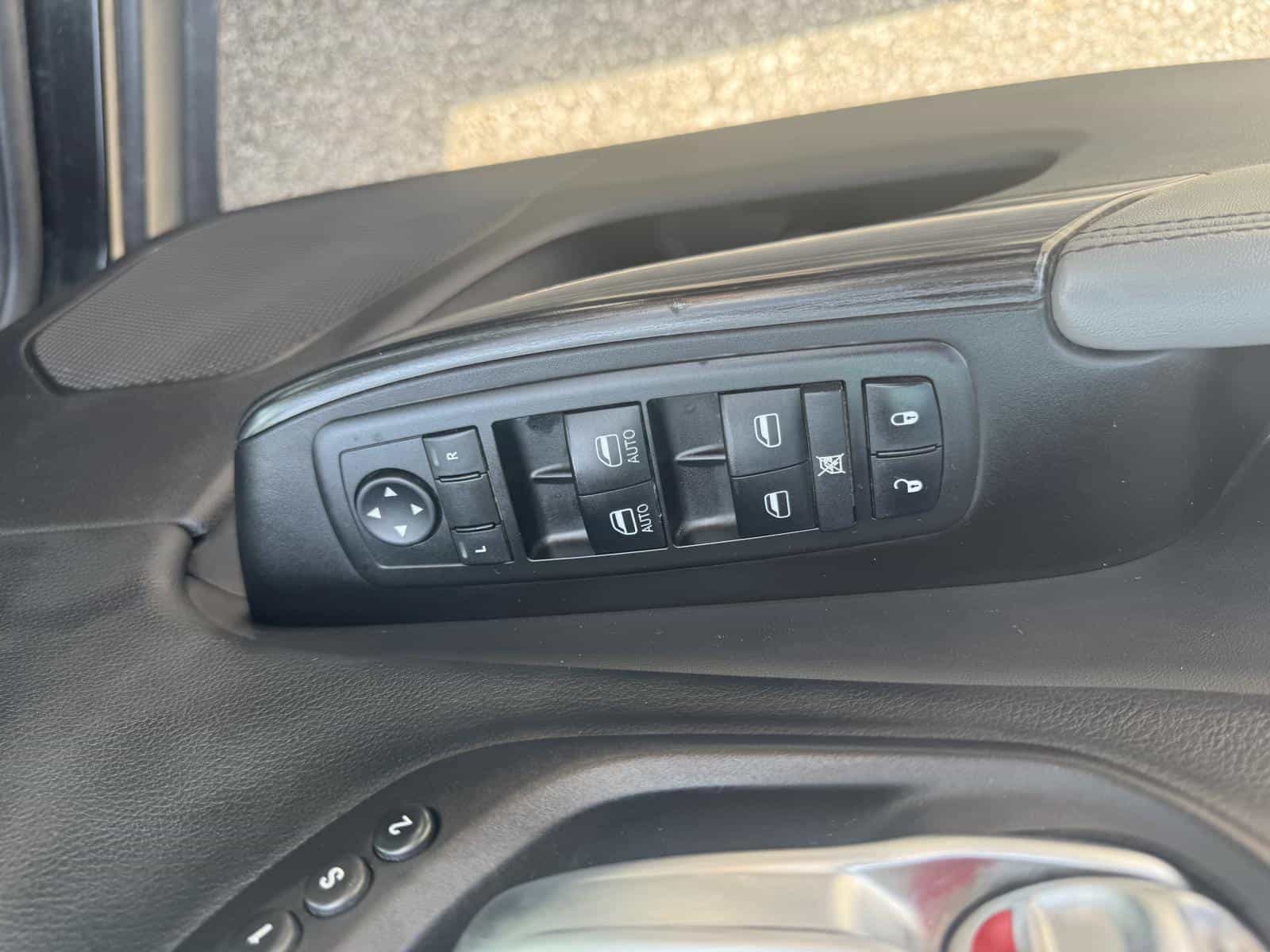 Image 11 Jeep Cherokee Limited 2014