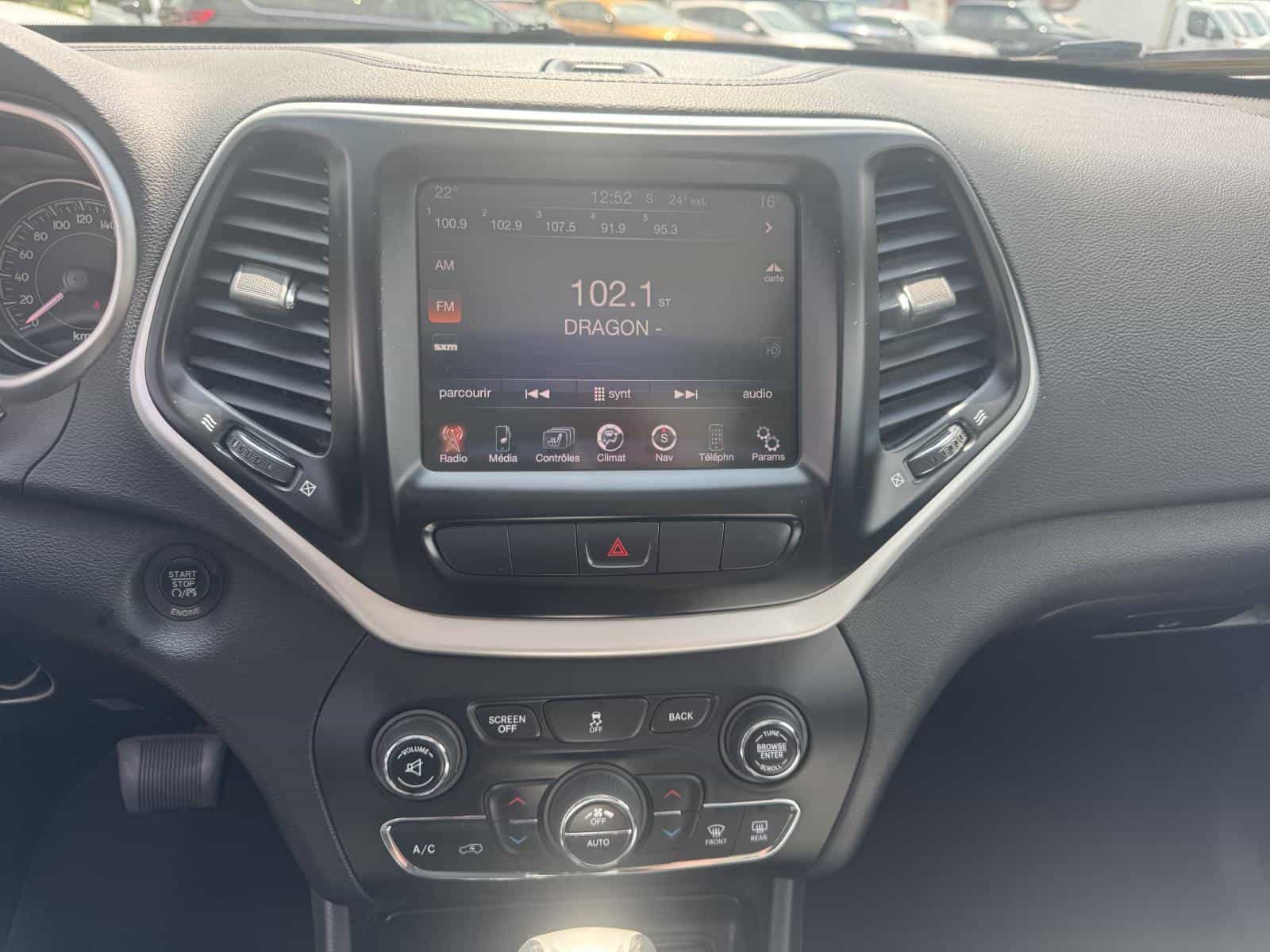 2014 Jeep Cherokee Limited - Image 13