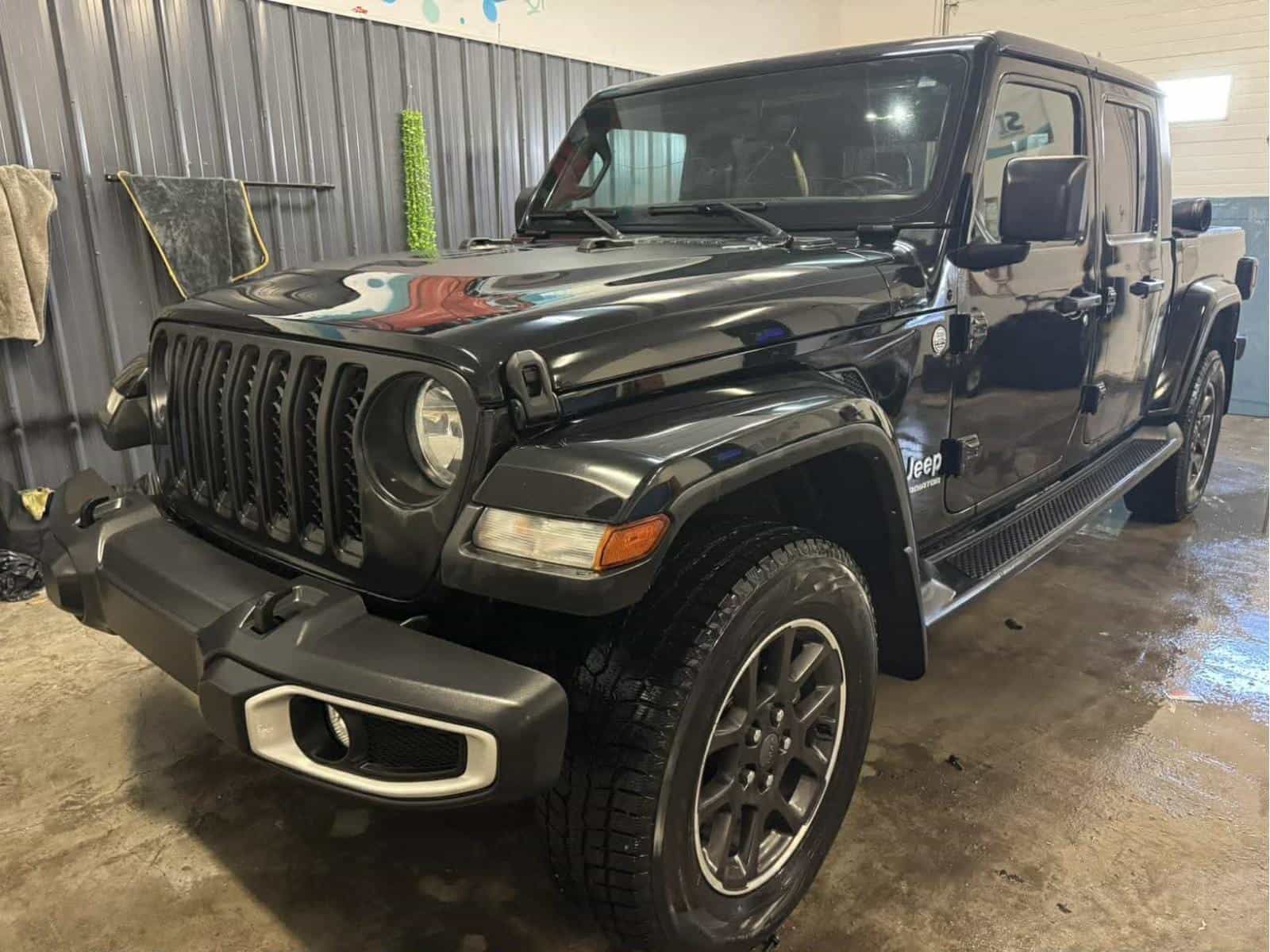 Image 1 Jeep Gladiator Overland 2022