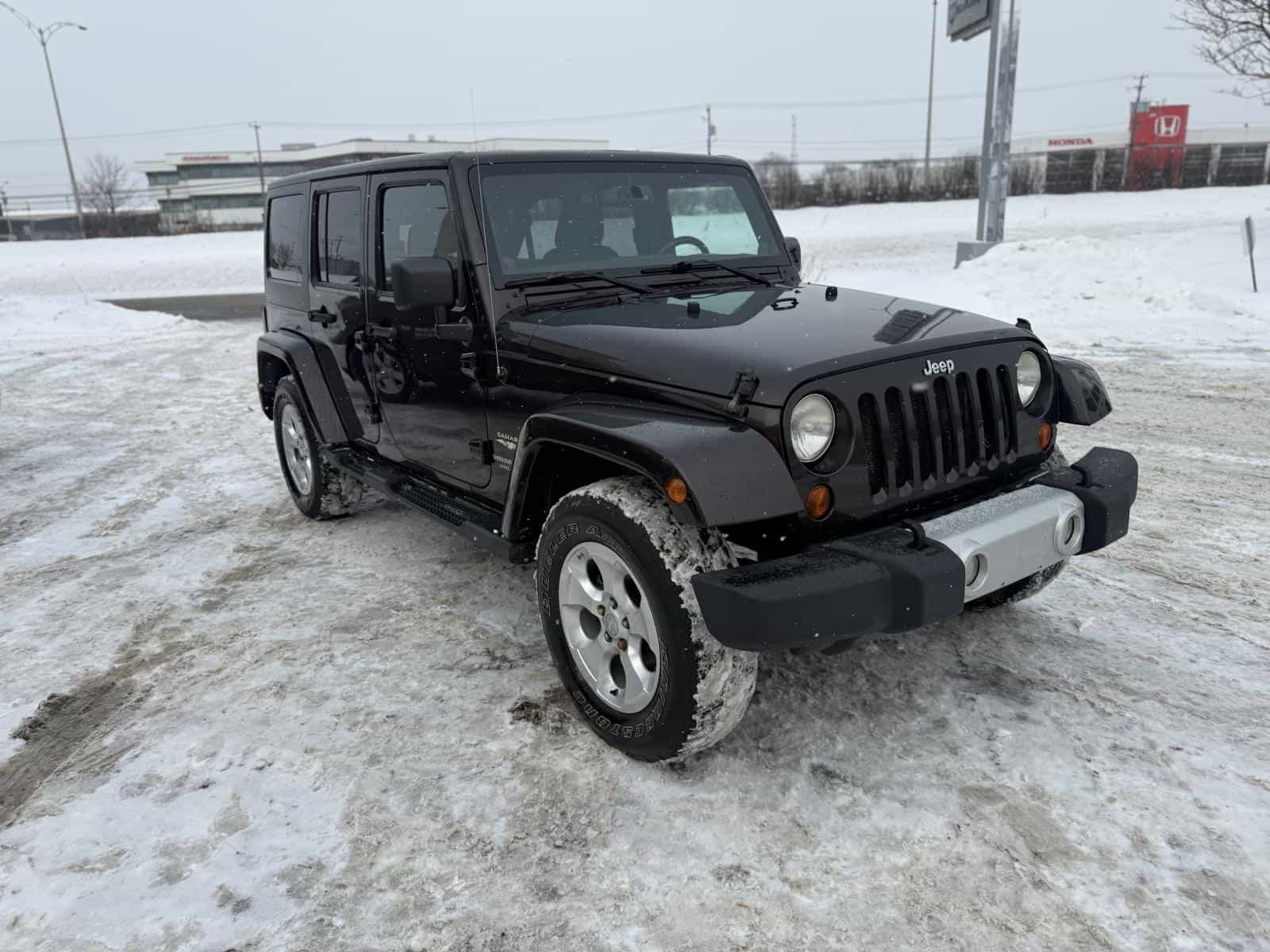 2013 Jeep WRANGLER UNLIMITED SAHARA Unlimited Sahara - Image 3