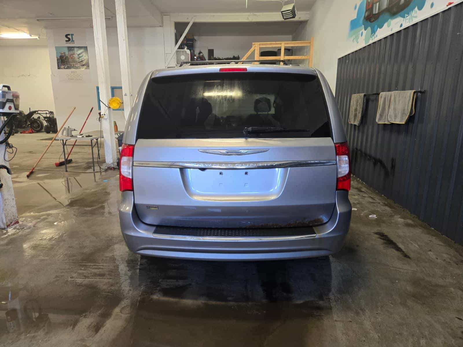 Image 5 Chrysler Town & Country Touring 2013