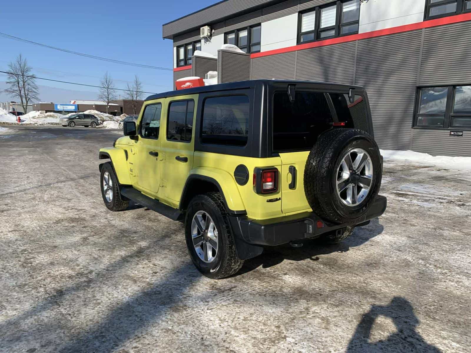 Image 6 Jeep Wrangler Sahara 2023