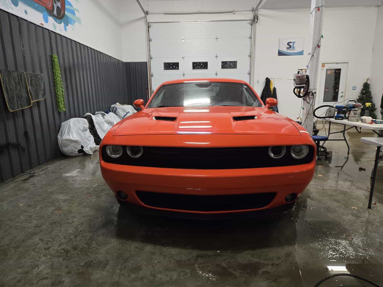 Image 2 Dodge Challenger SXT 2018