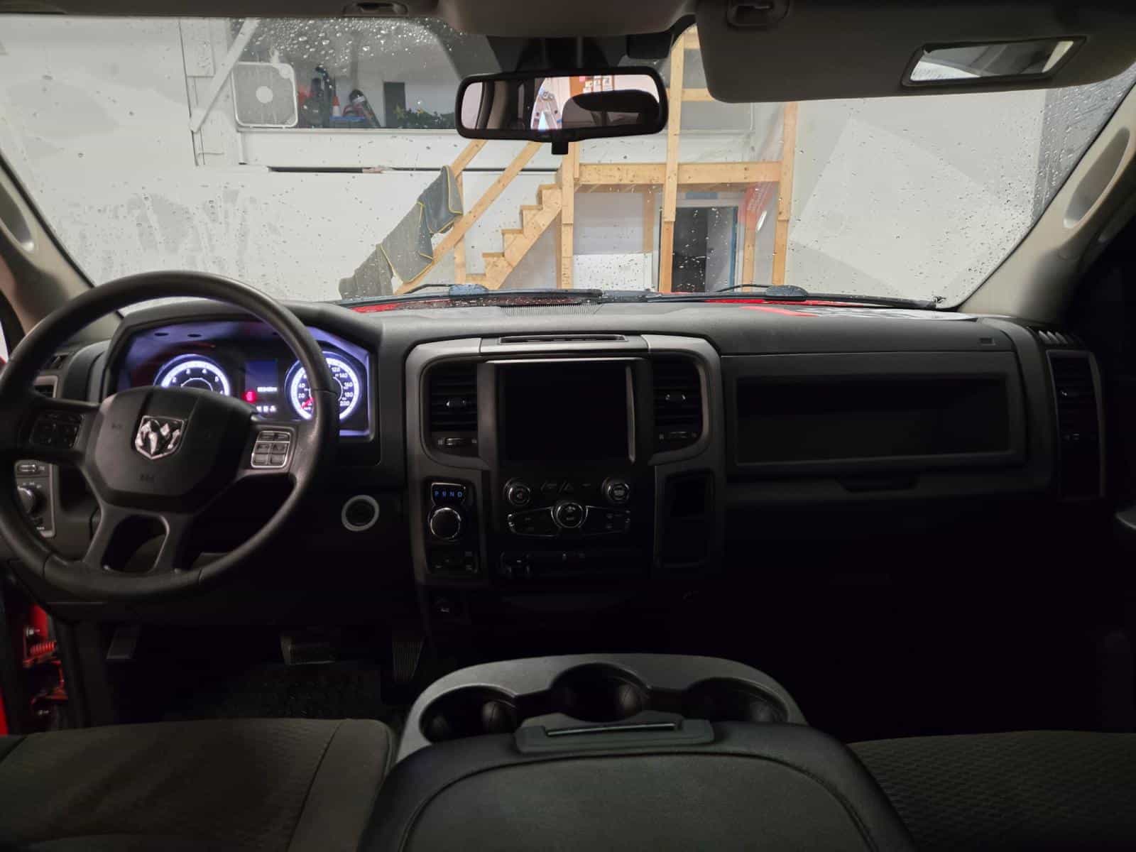 Image 12 RAM 1500 Classic ST 2019
