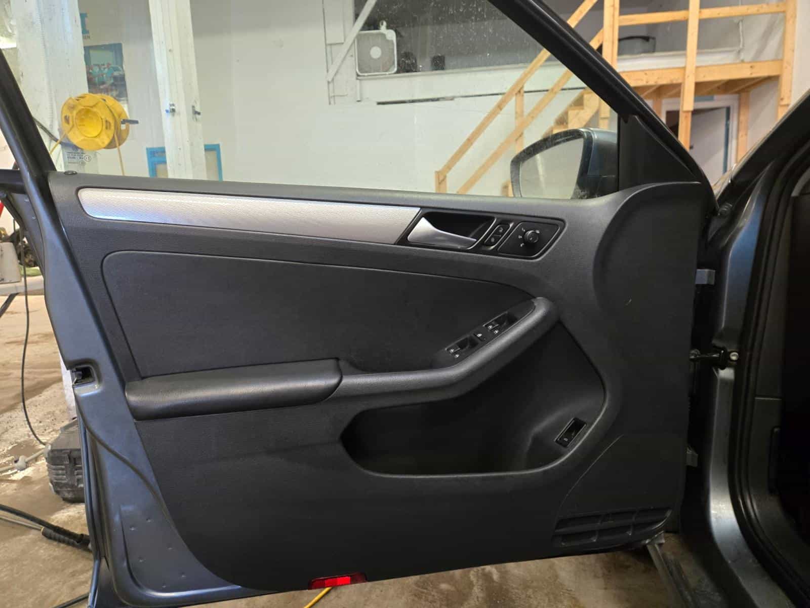 Image 9 Volkswagen Jetta Trendline + 2017