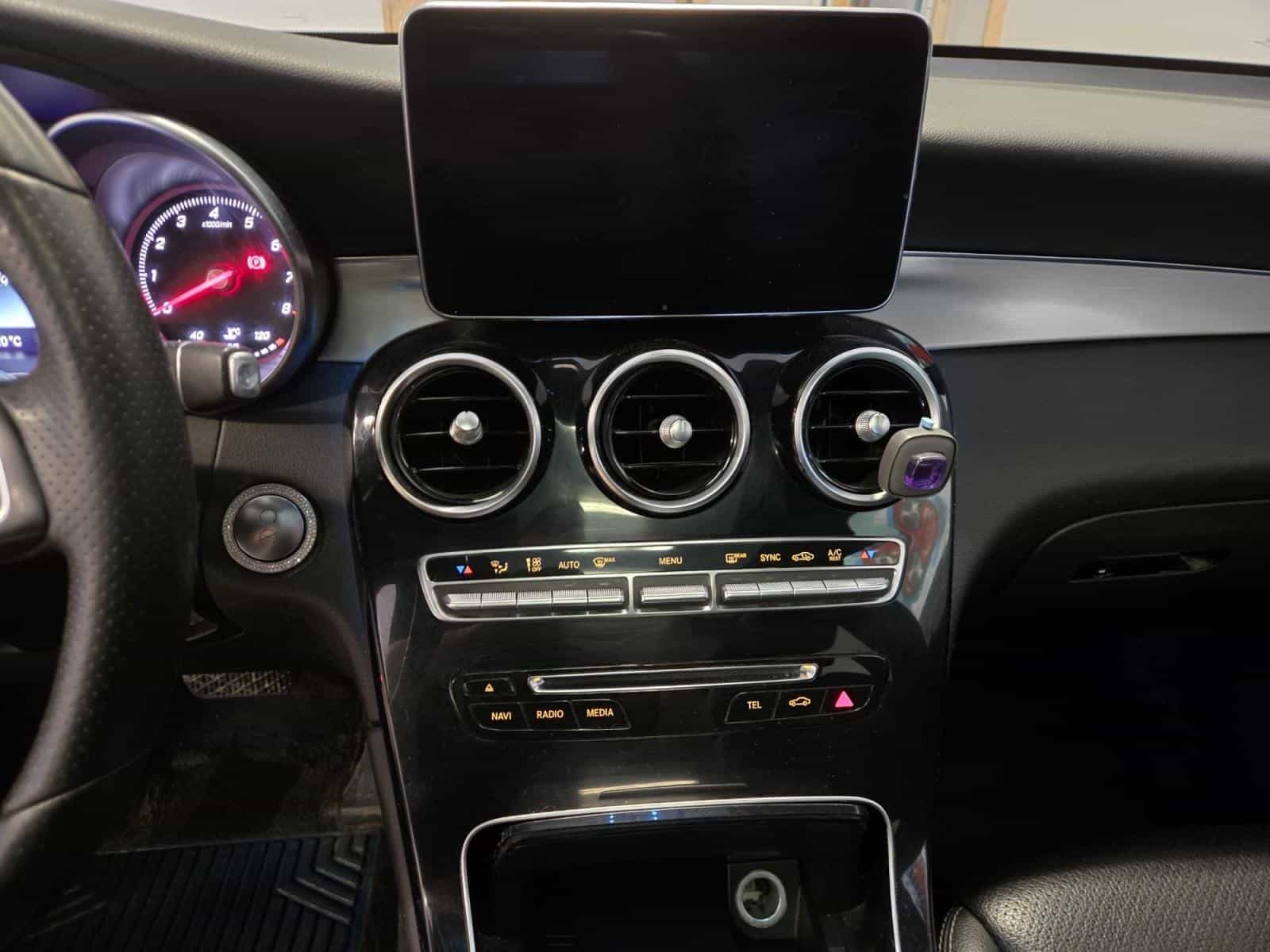 Image 11 Mercedes-Benz GLC 300 GLC300 2017