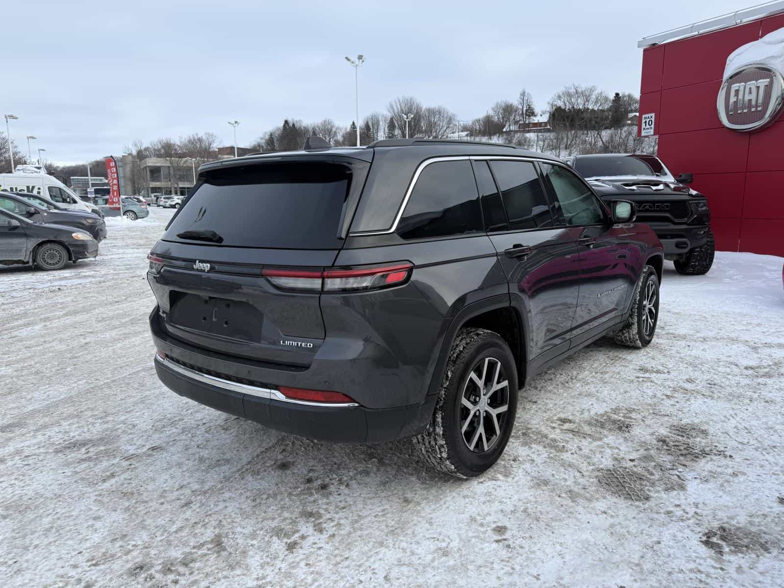 Image 4 Jeep Grand Cherokee Limited Limited 2024