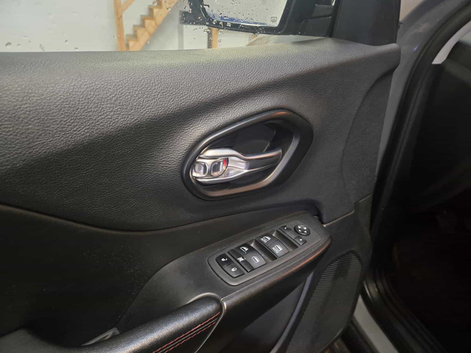 Image 14 Jeep Cherokee Trailhawk 2022