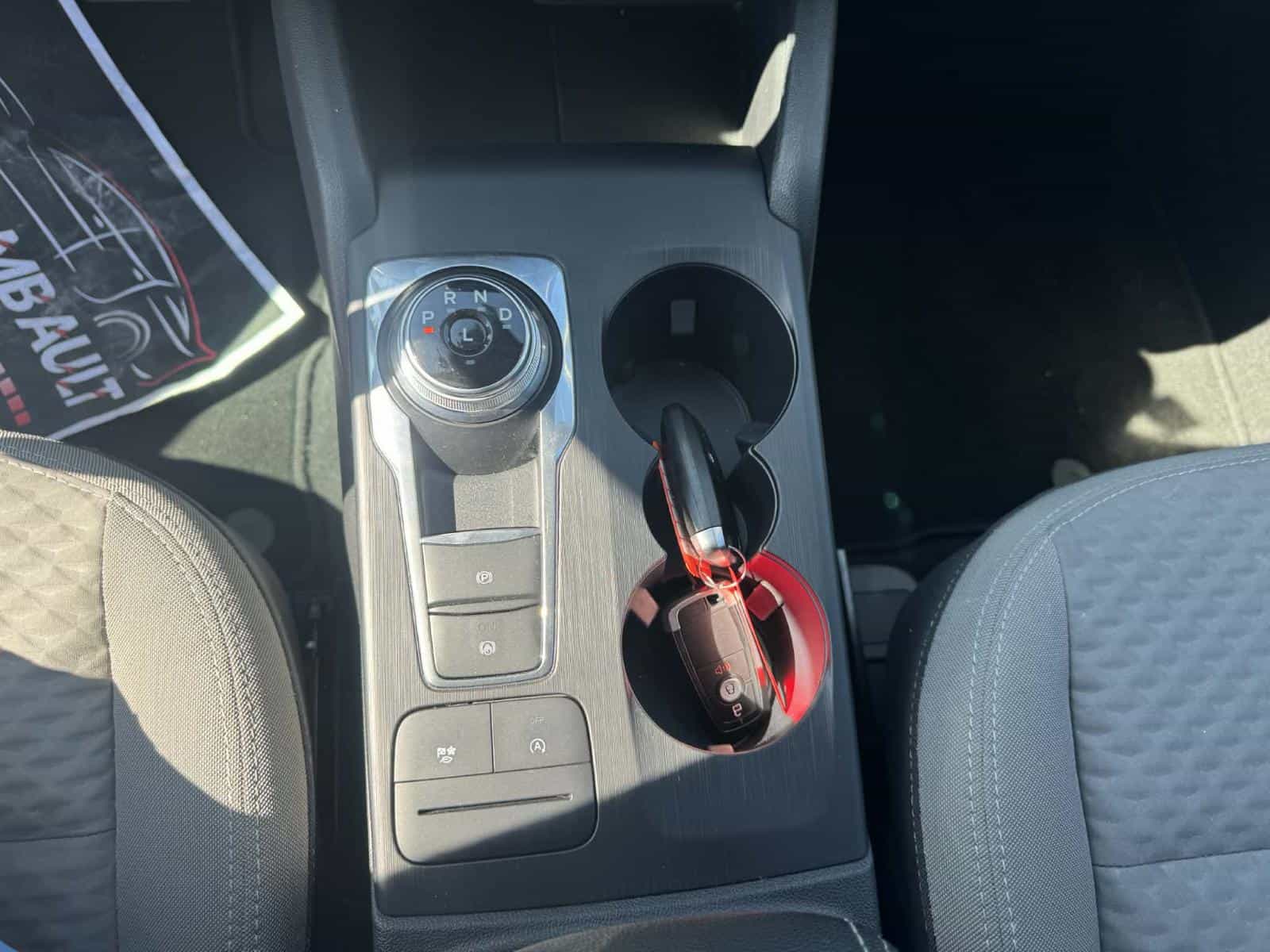 Image 10 Ford ESCAPE SE SE 2020