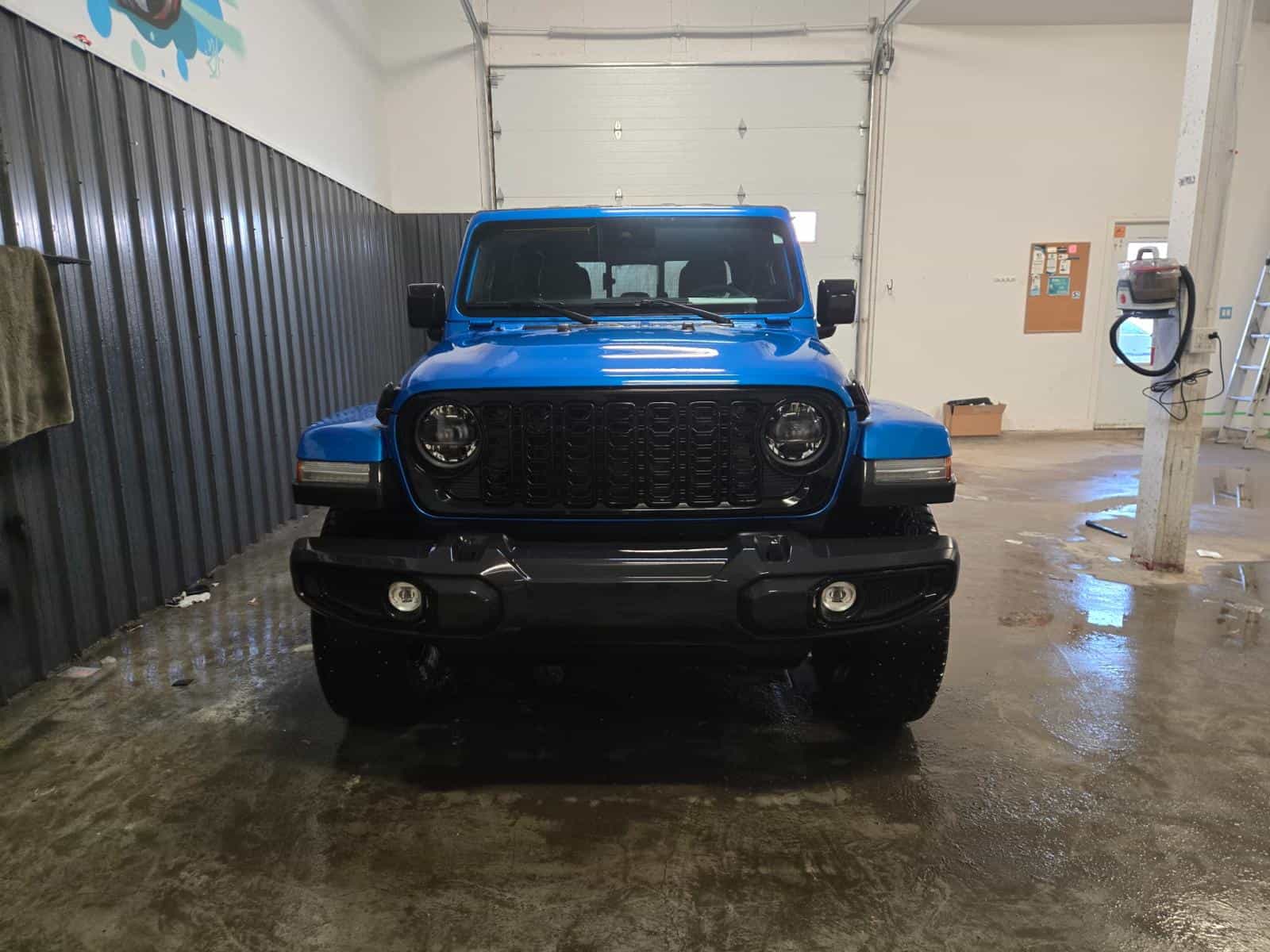 Image 2 Jeep Gladiator Willys 2025