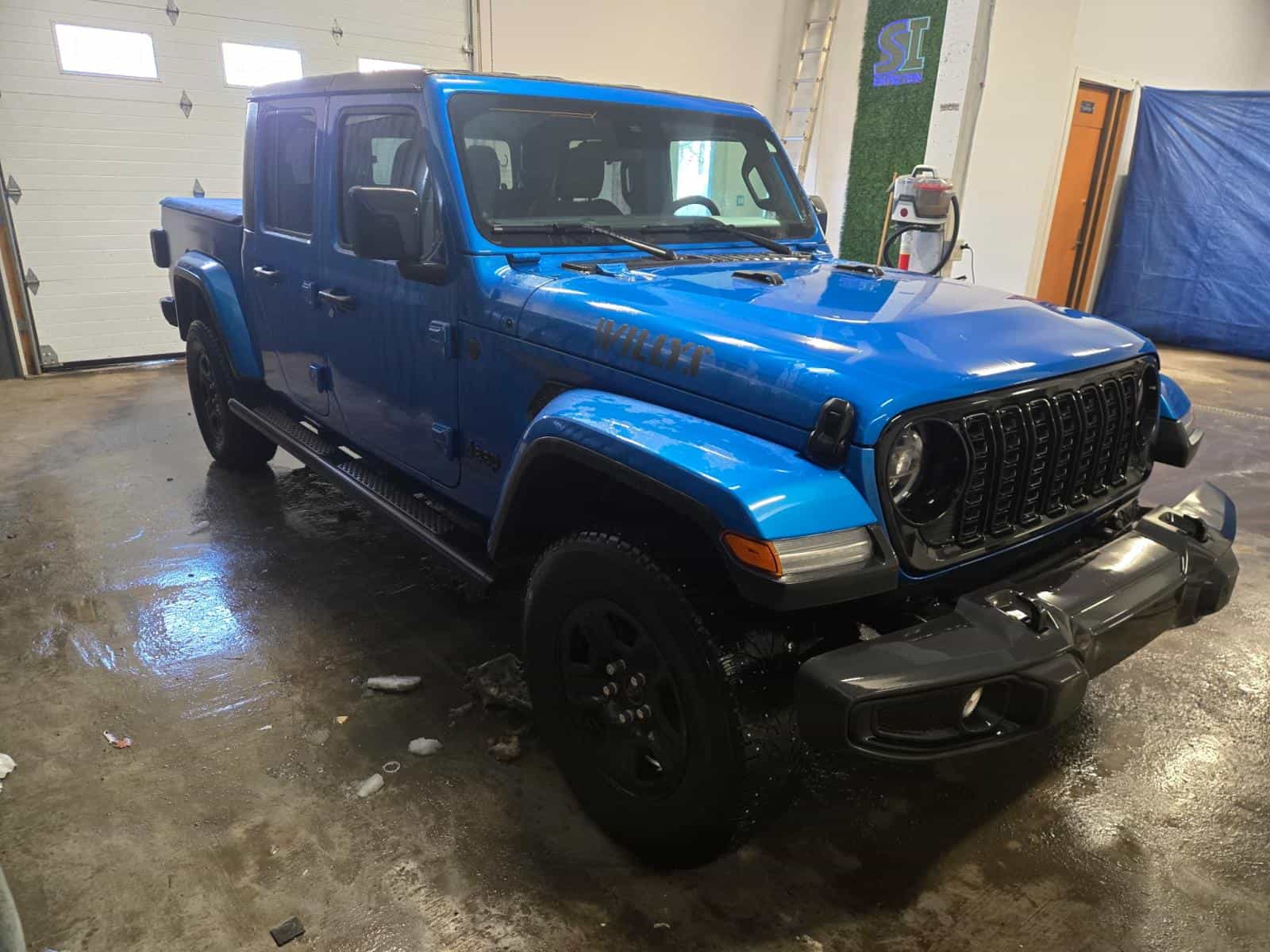 Image 3 Jeep Gladiator Willys 2025