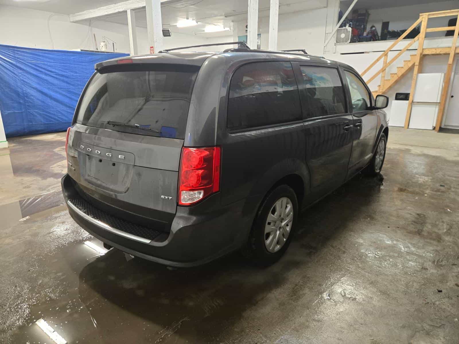 Image 4 Dodge Grand Caravan SXT 2019
