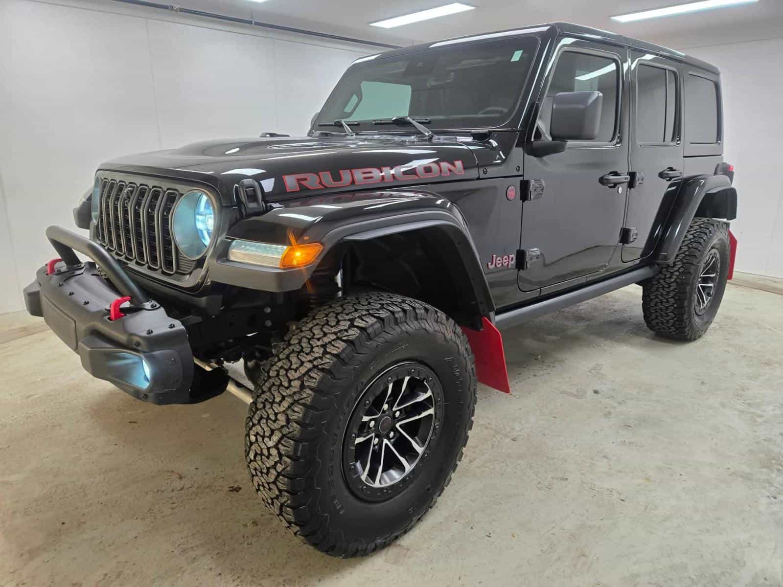 2025 Jeep Wrangler Rubicon X - Image 1