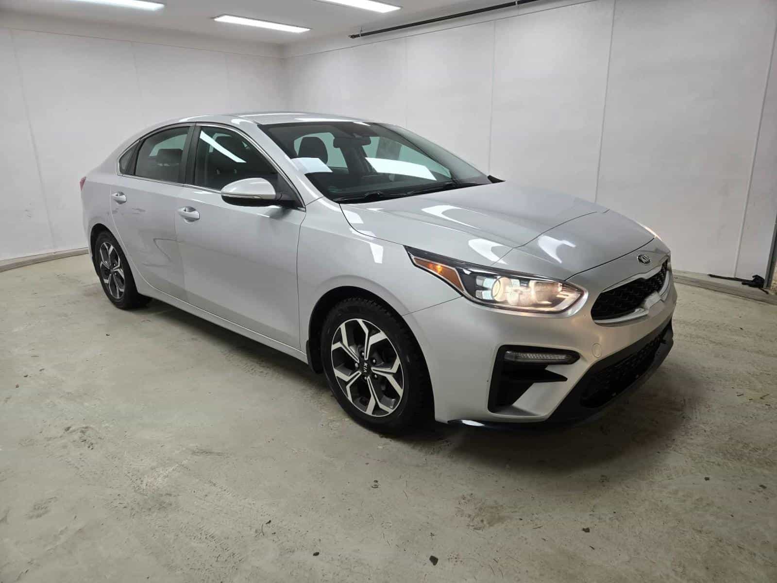 Image 4 Kia Forte EX 2020