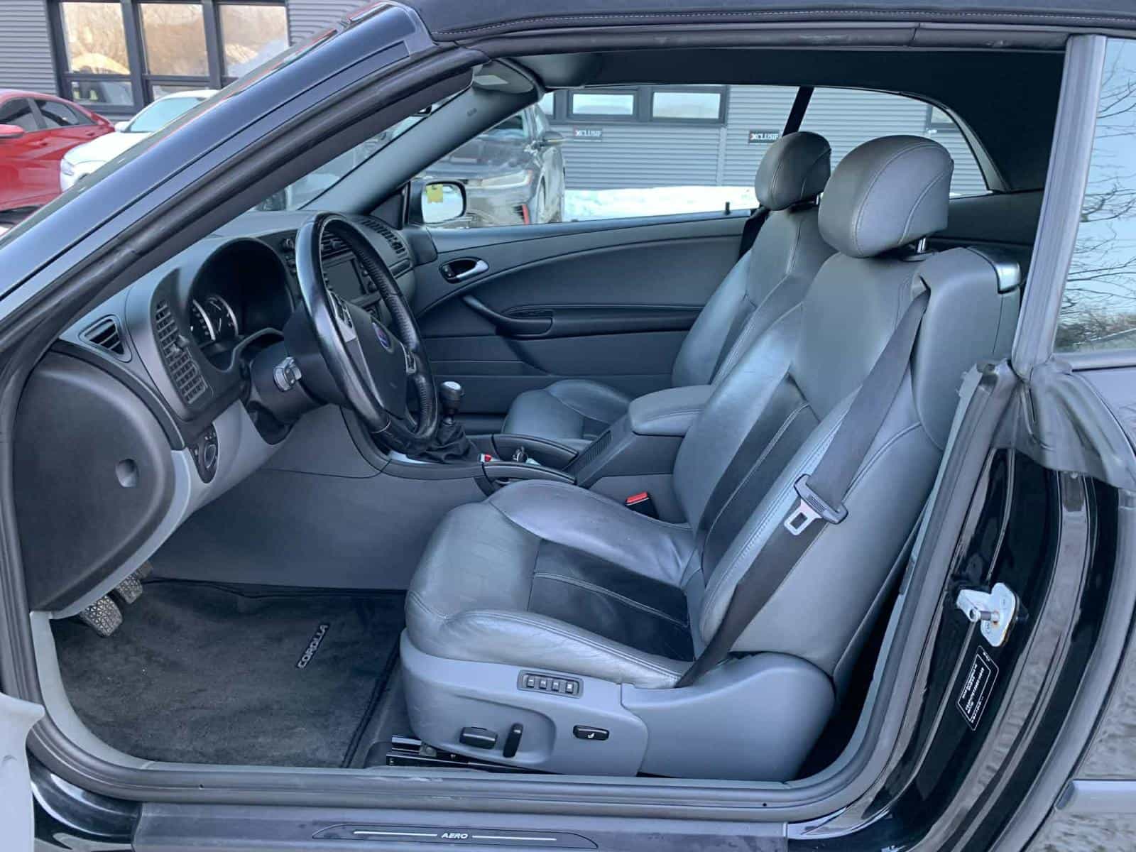 2005 Saab 9-3 AERO - Image 9