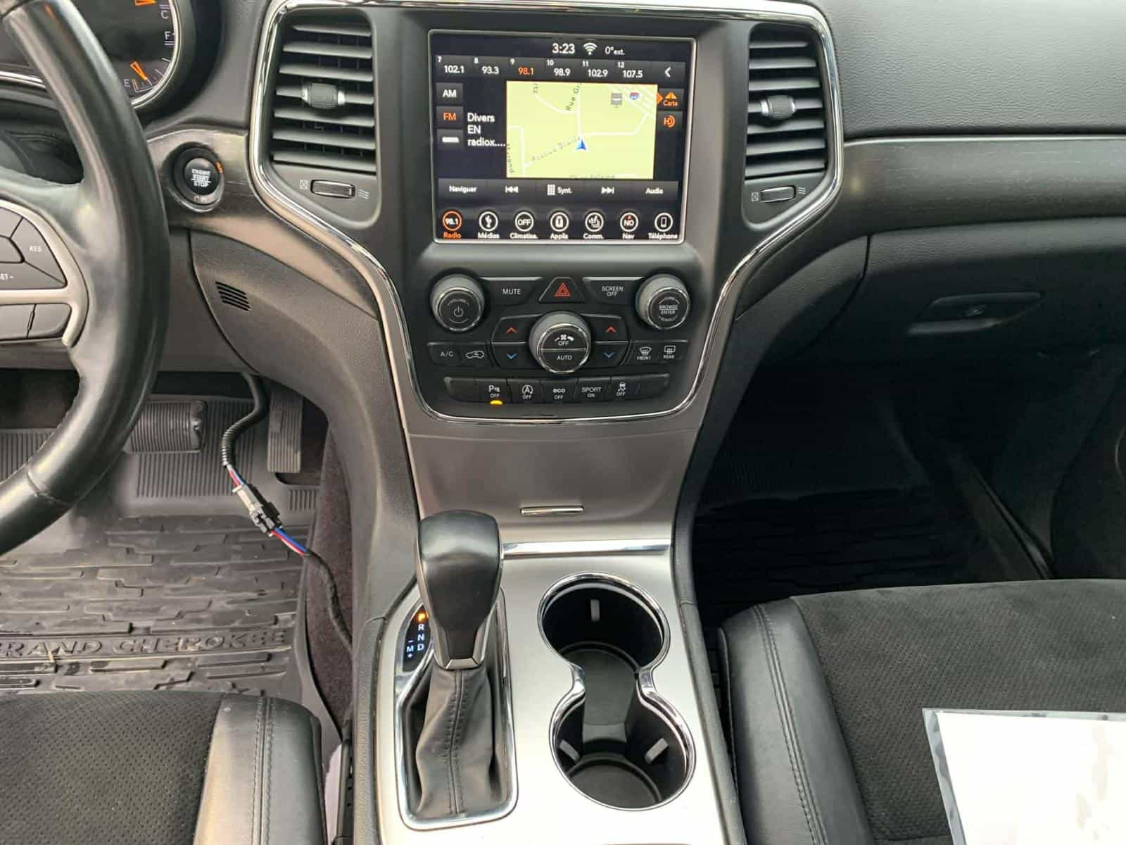 2018 Jeep Grand Cherokee Altitude IV - Image 15