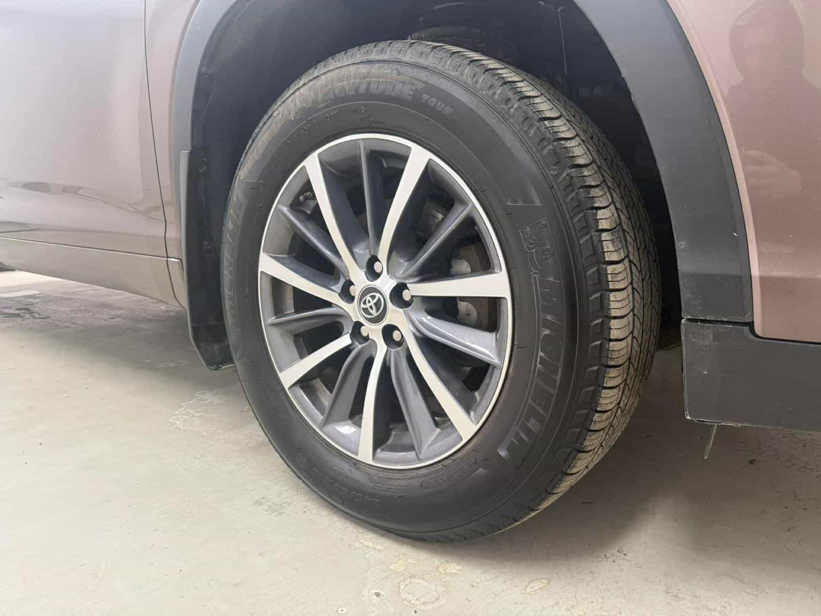 2018 Toyota Highlander XLE - Image 7