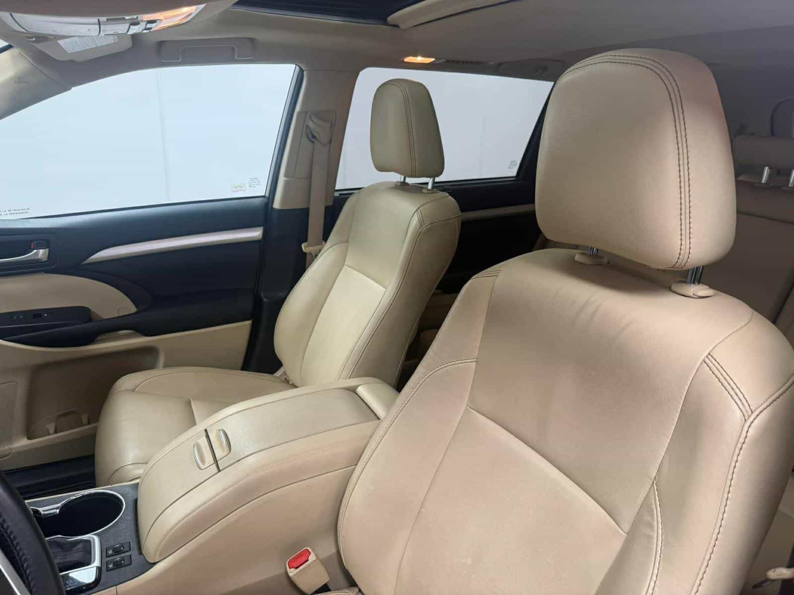 Image 12 Toyota Highlander XLE 2018