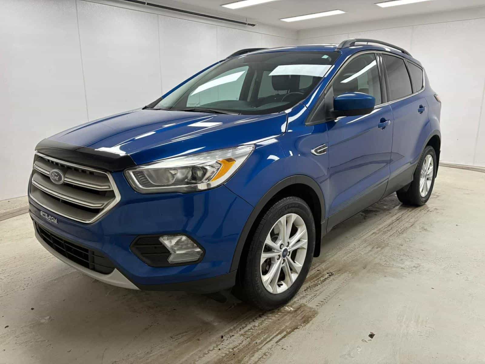 Image 1 Ford ESCAPE SEL SEL 2018