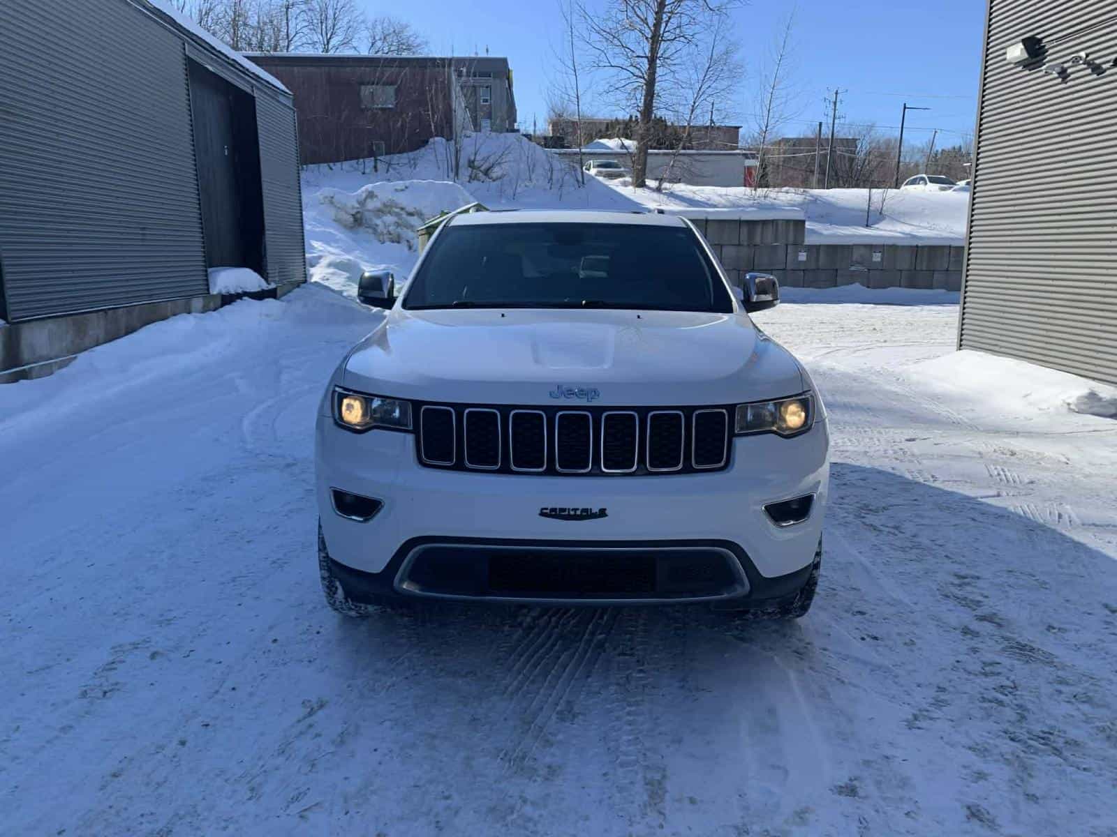 2018 Jeep Grand Cherokee Limited - Image 2