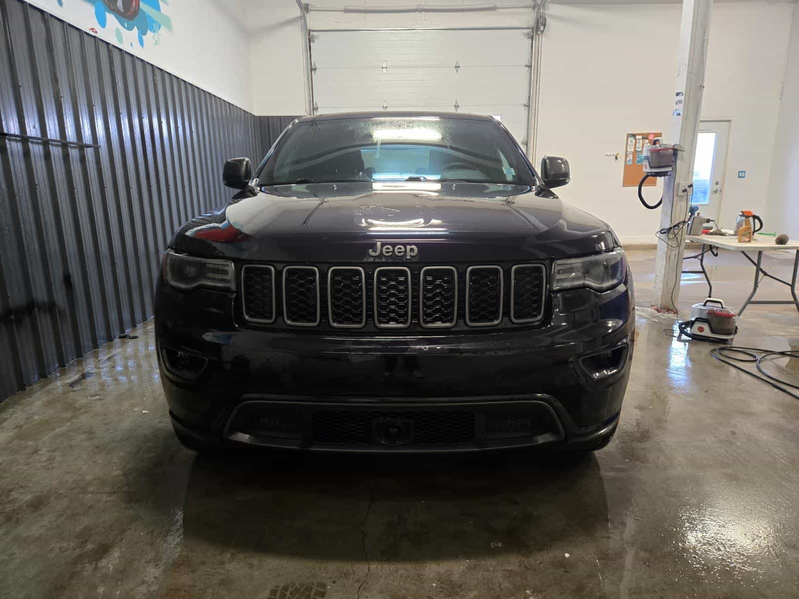 Image 2 Jeep Grand Cherokee 80th Anniversary Edition 2021