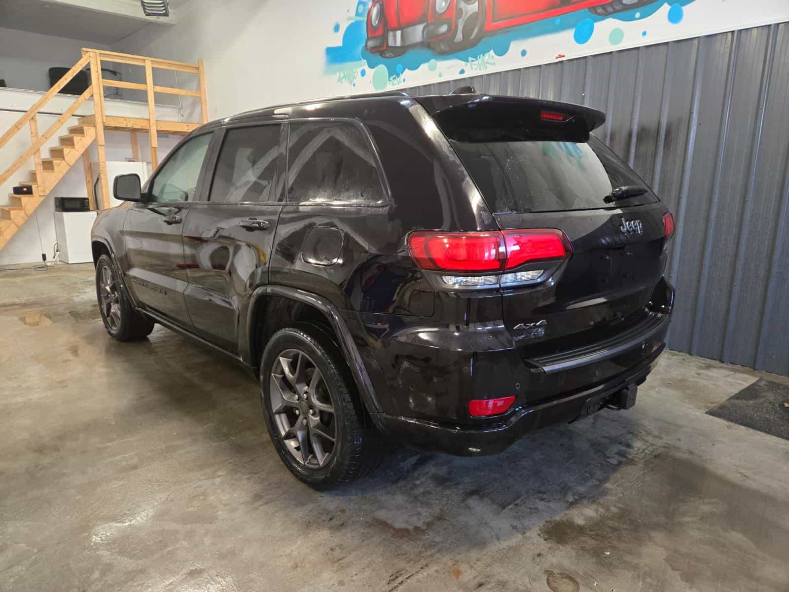 Image 6 Jeep Grand Cherokee 80th Anniversary Edition 2021