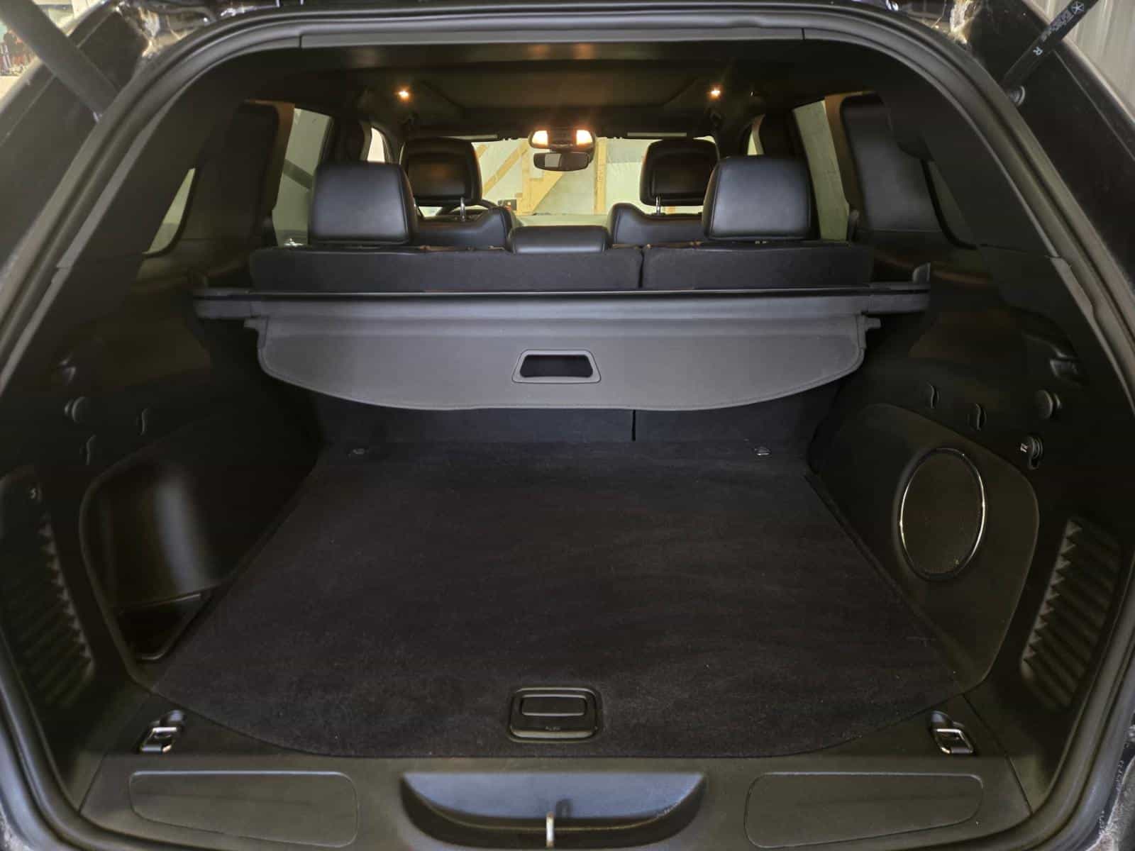 2021 Jeep Grand Cherokee 80th Anniversary Edition - Image 9