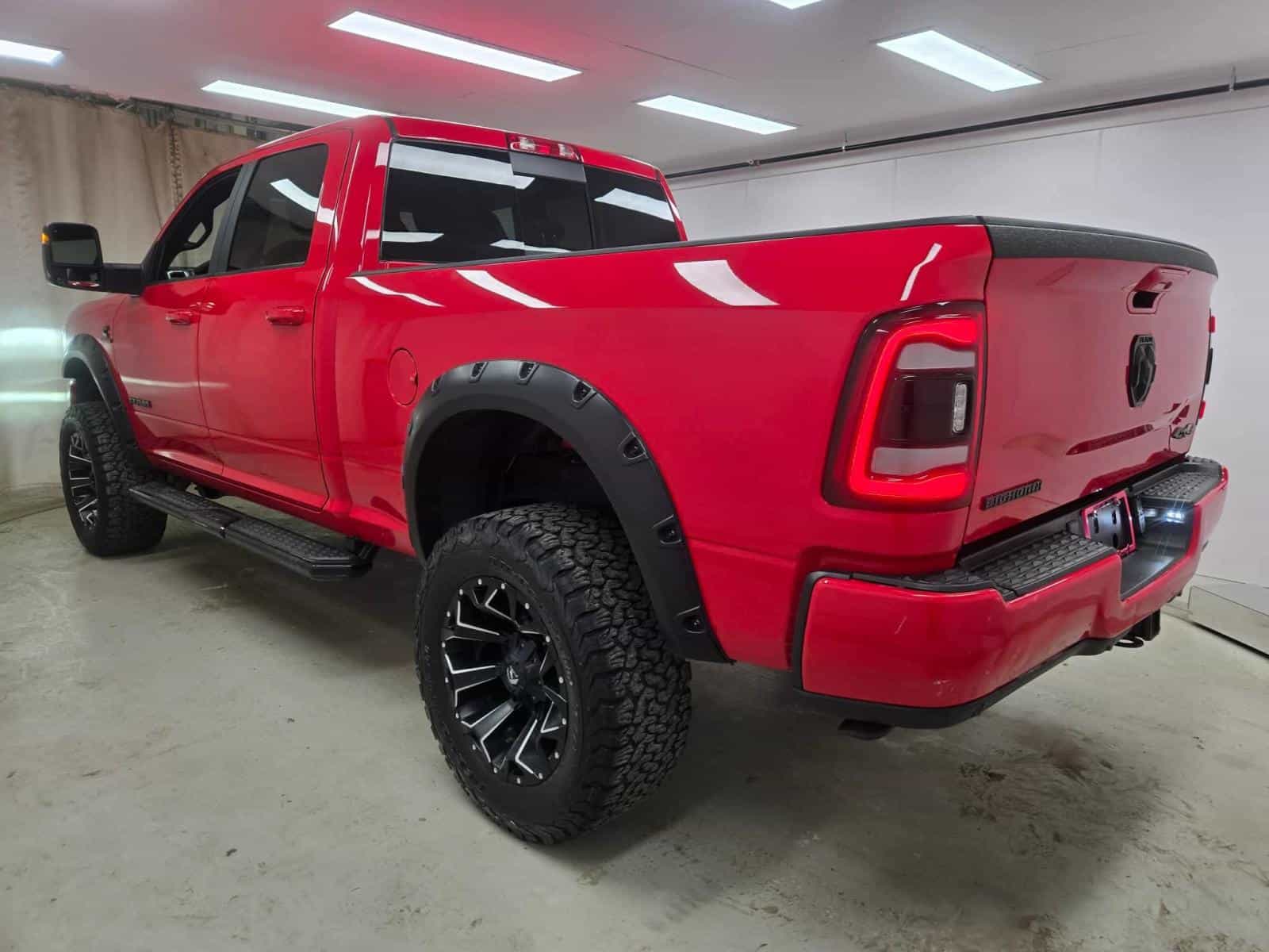 2024 RAM 2500 Big Horn - Image 6