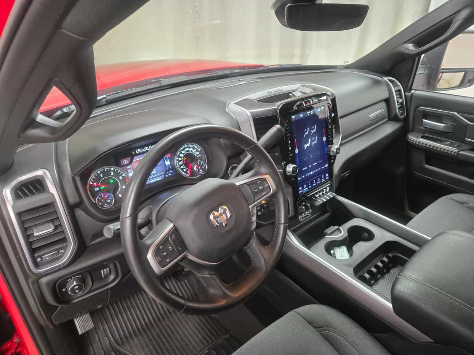 Image 16 RAM 2500 Big Horn 2024