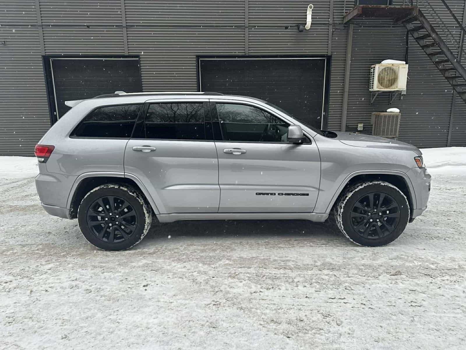 Image 6 Jeep Grand Cherokee Altitude 2019