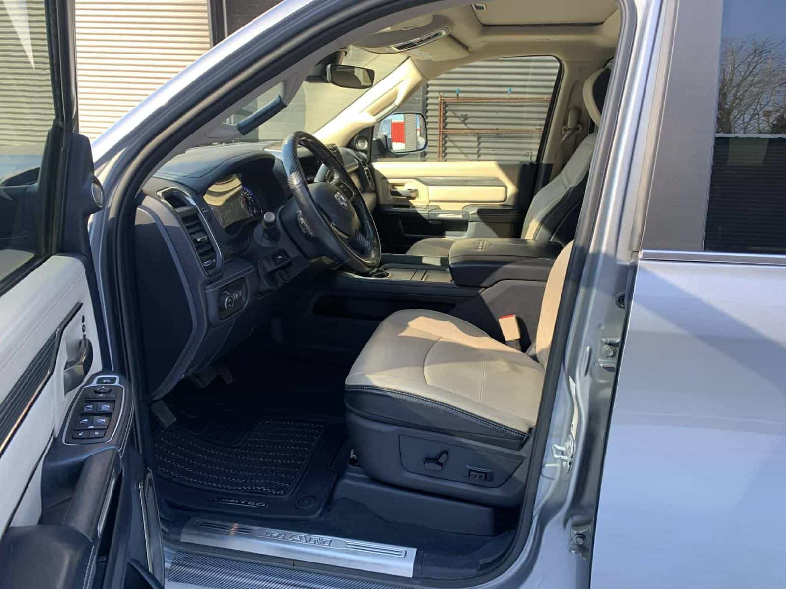 2020 RAM 2500 Laramie Limited - Image 11