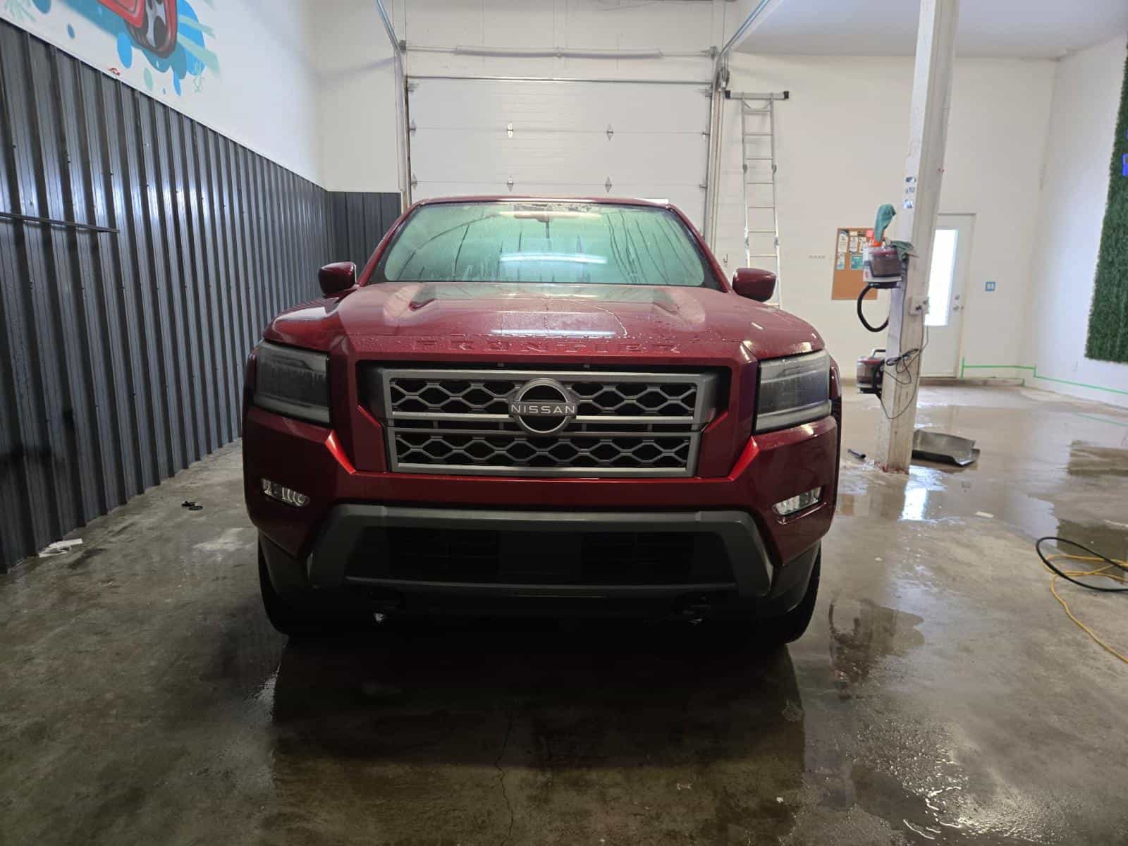 Image 2 Nissan Frontier SV 2022