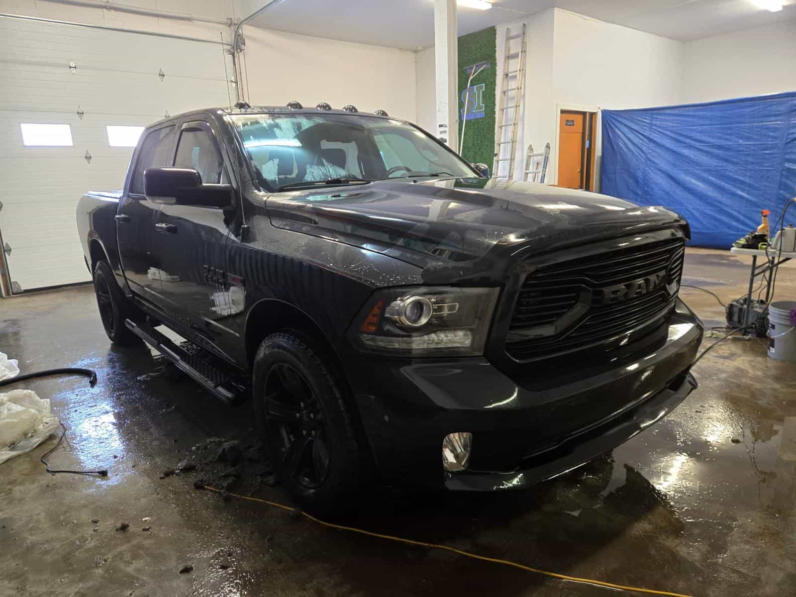 Image 3 RAM 1500 Sport 2018