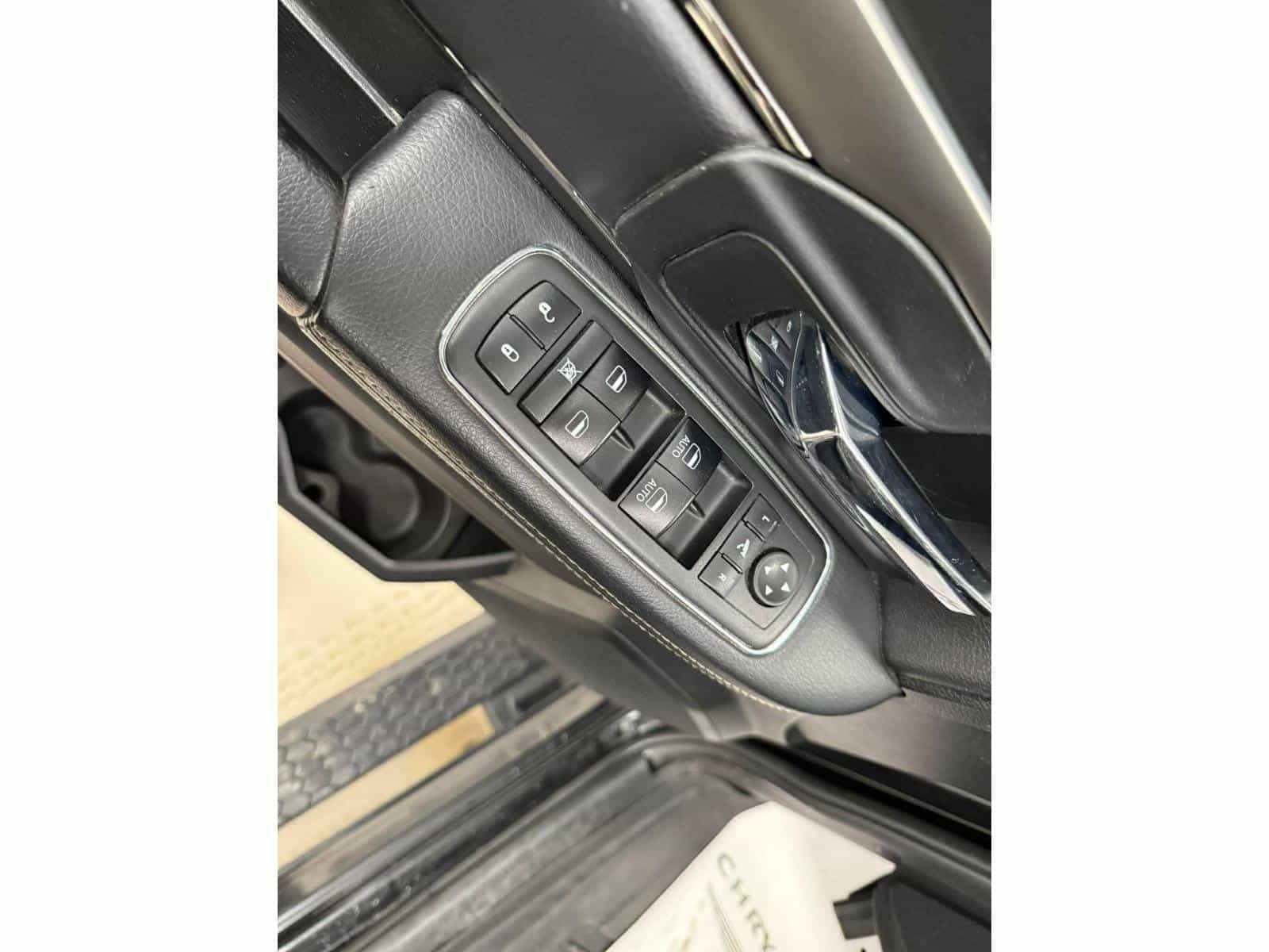 2018 RAM 1500 Sport - Image 12