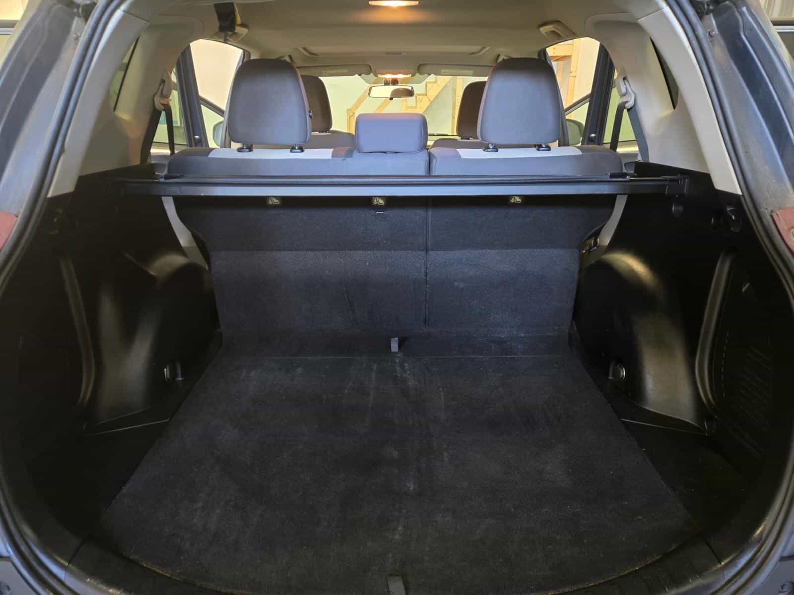 Image 9 Toyota Rav4 XLE 2013