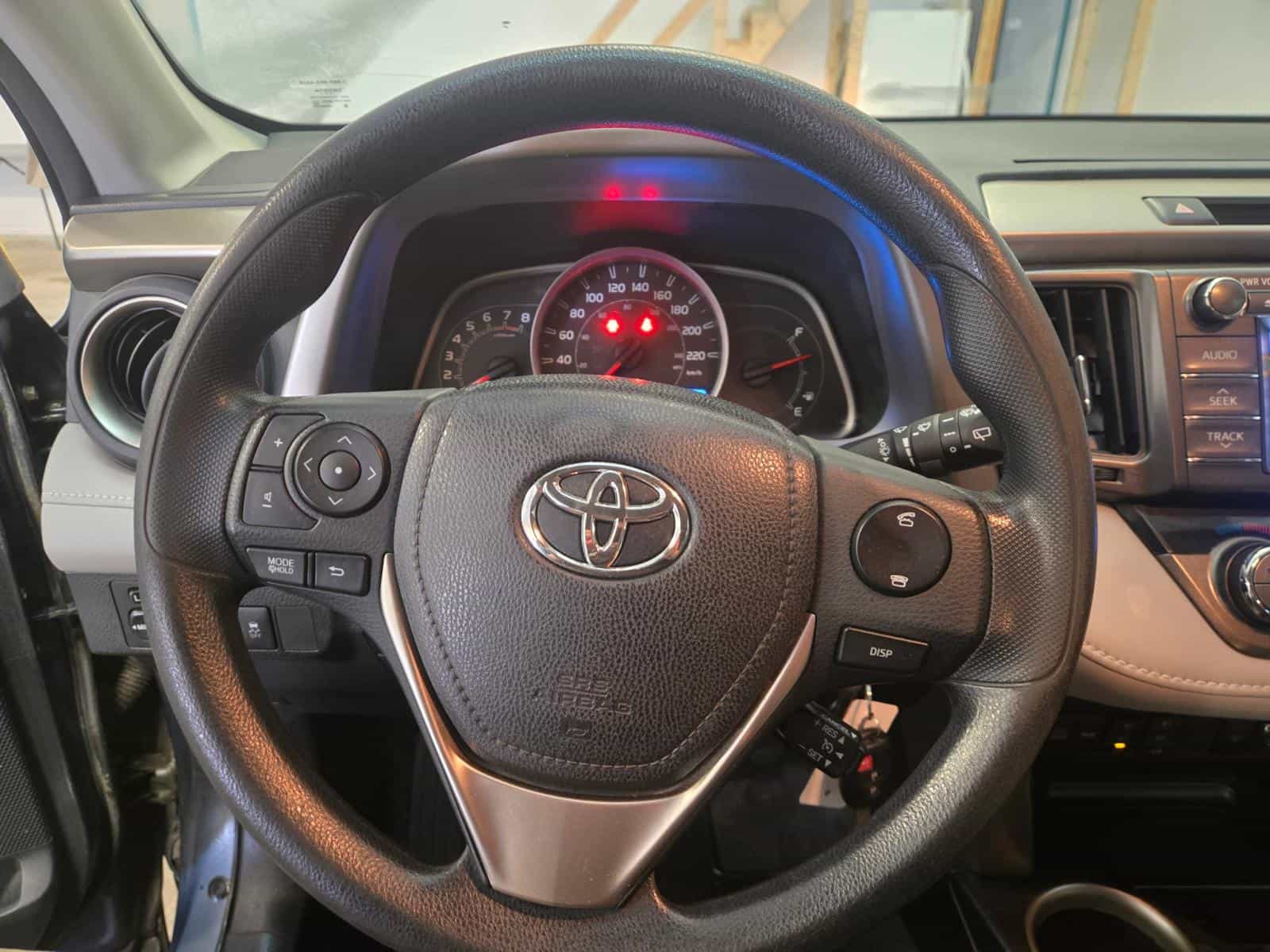 Image 13 Toyota Rav4 XLE 2013