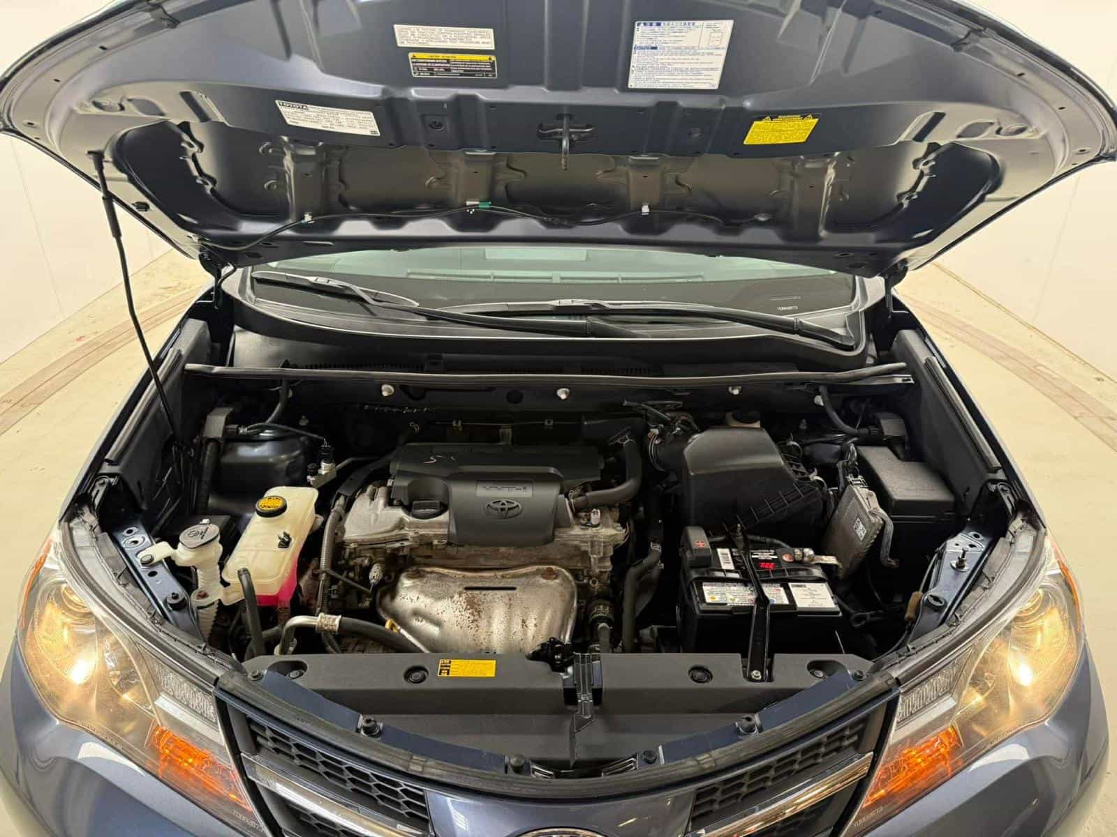 2013 Toyota Rav4 XLE - Image 8