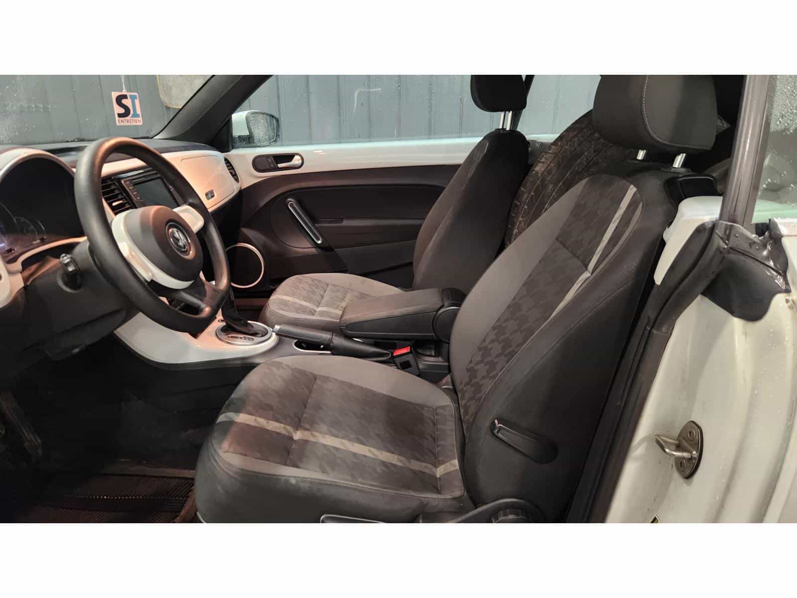 Image 11 Volkswagen Beetle Trendline 2018