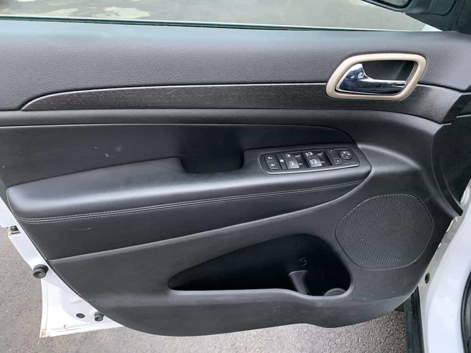 Image 13 Jeep Grand Cherokee Laredo 2015