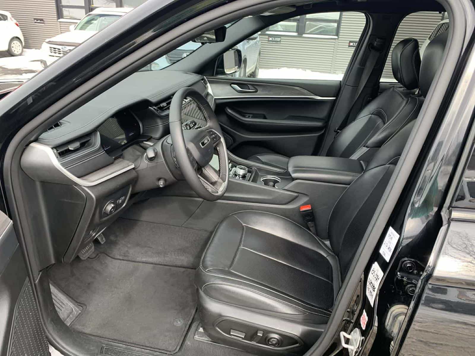 Image 15 Jeep Grand Cherokee L Limited 2024