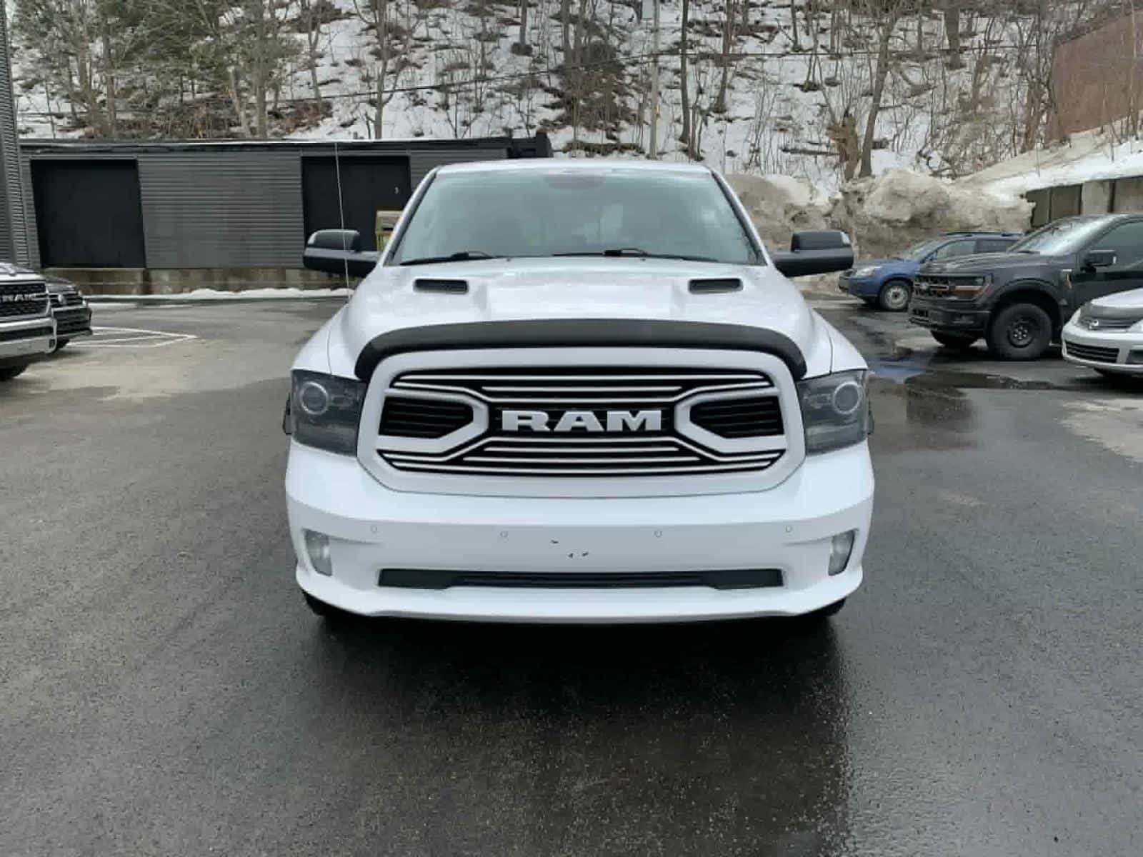 Image 2 RAM 1500 Sport 2018