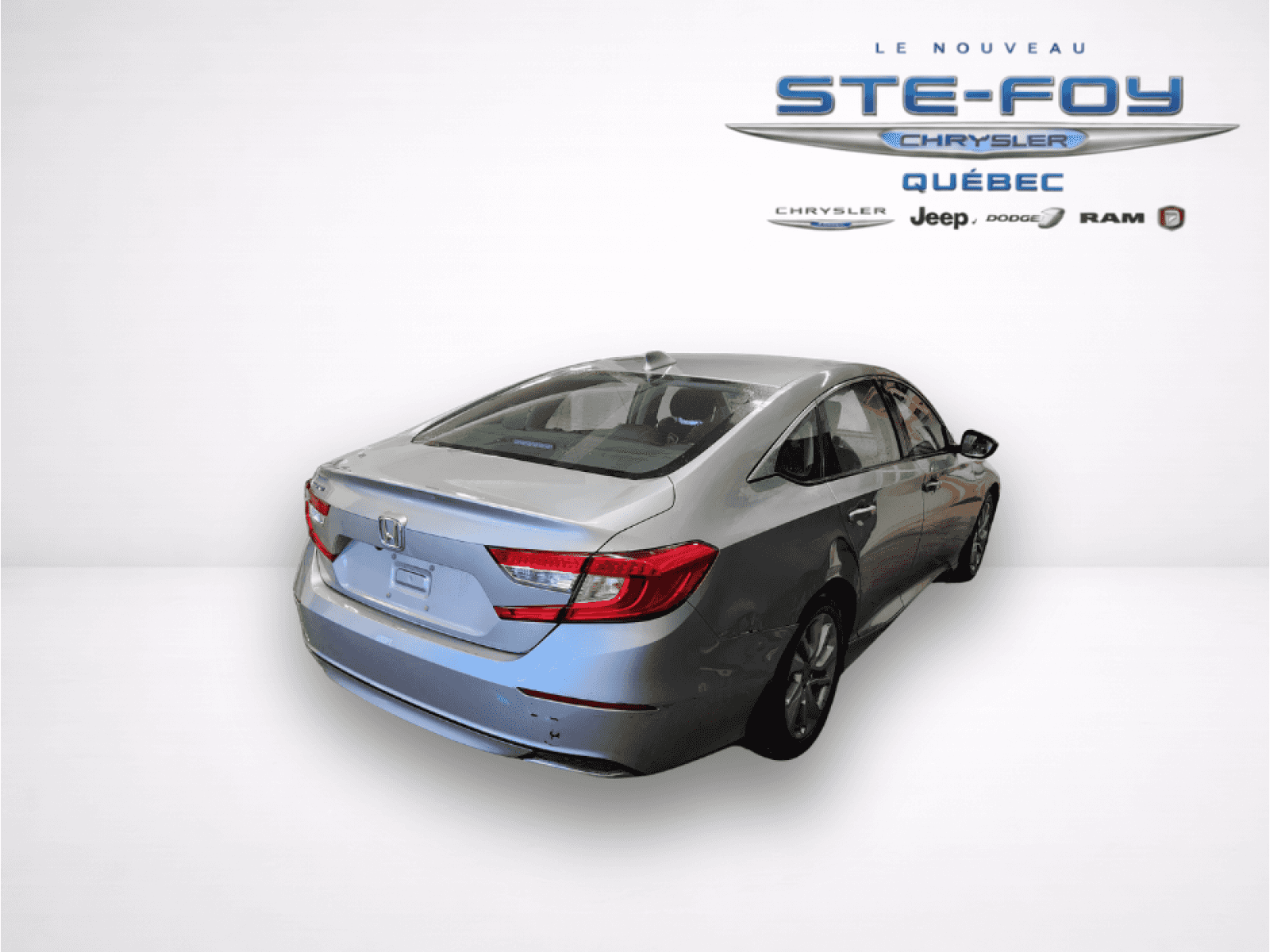 2018 Honda Accord LX - Image 4