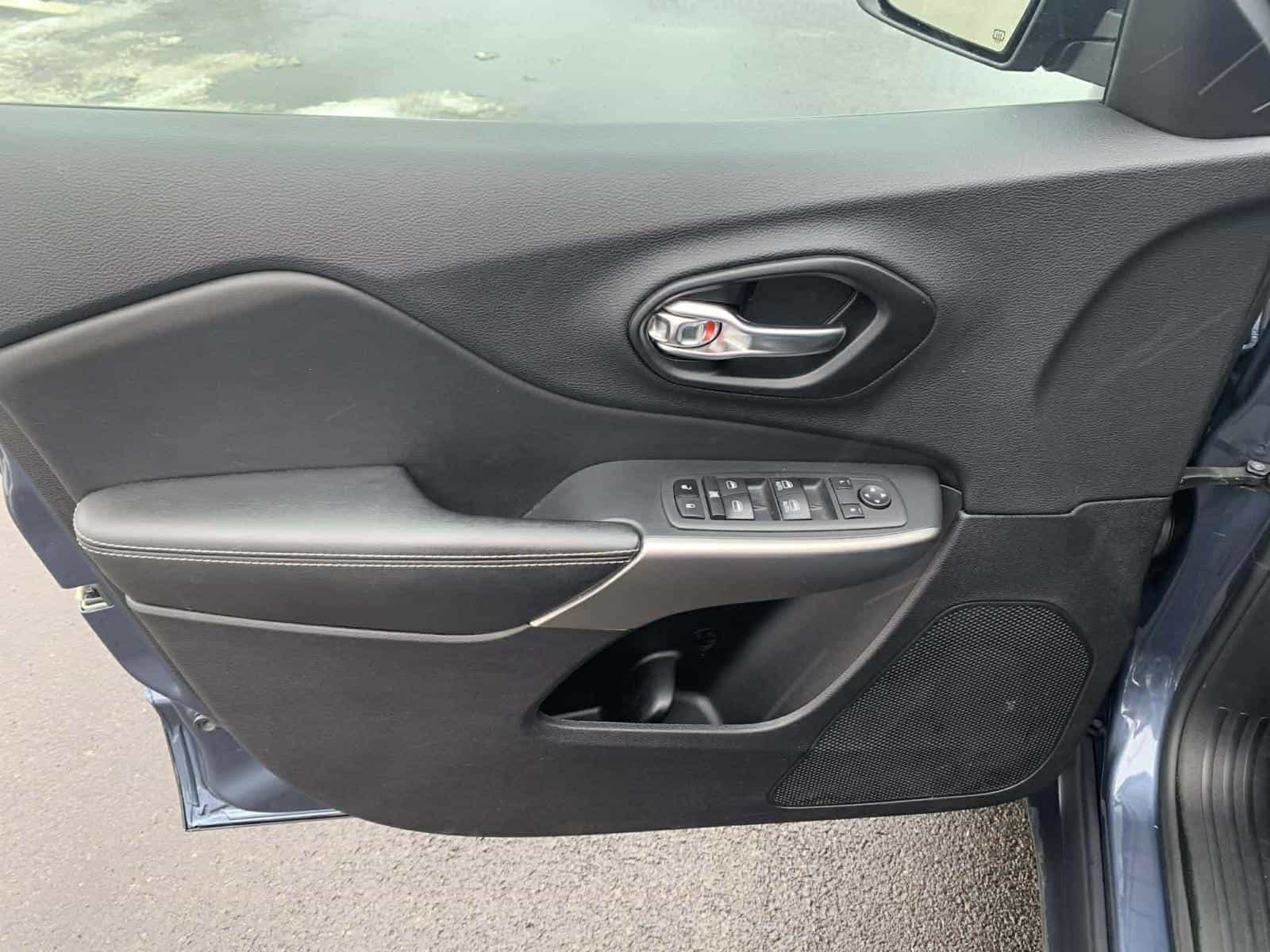 2021 Jeep Cherokee 80th Anniversary - Image 11