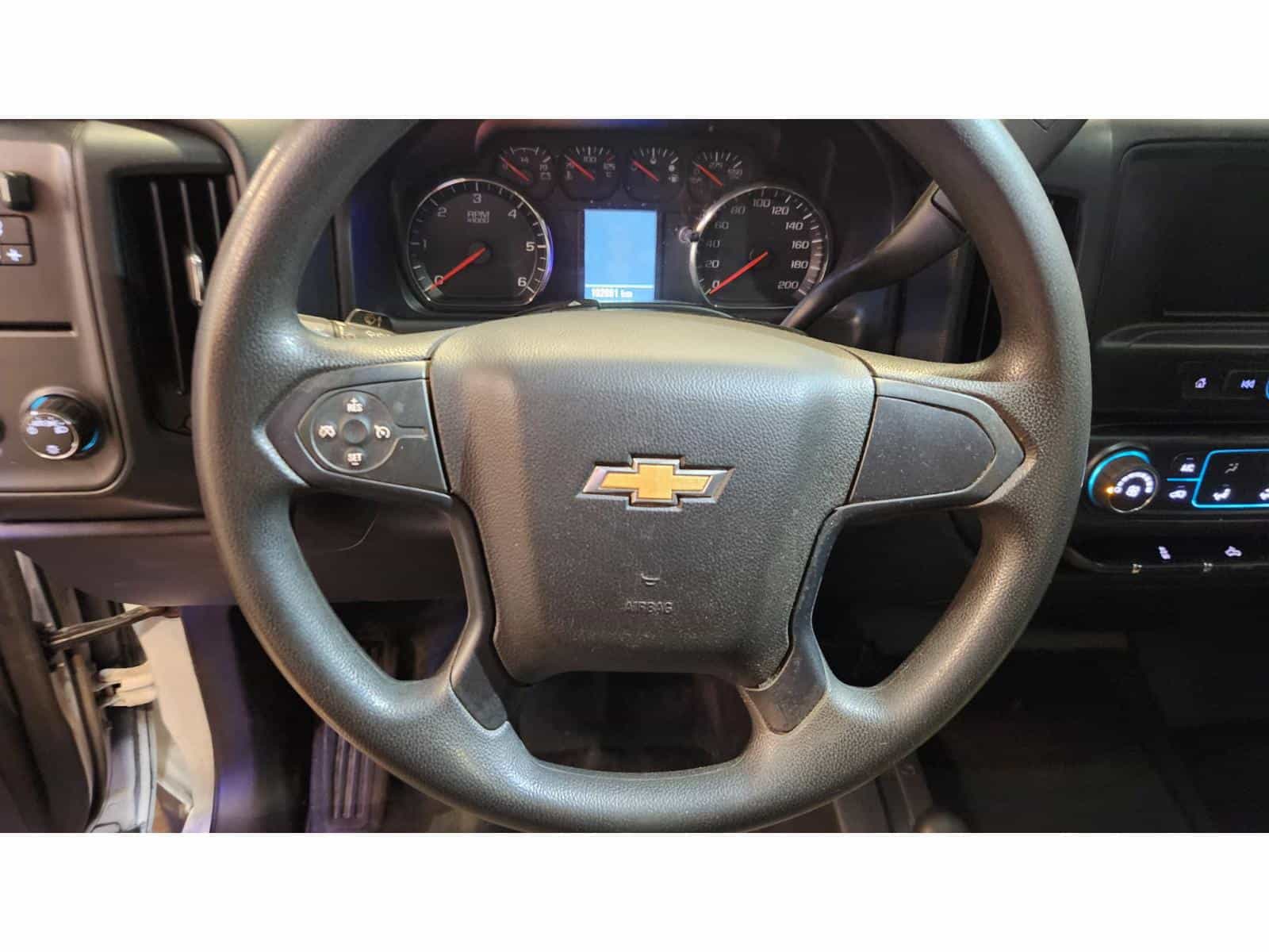 2017 Chevrolet Silverado K1500 Custom Custom - Image 11