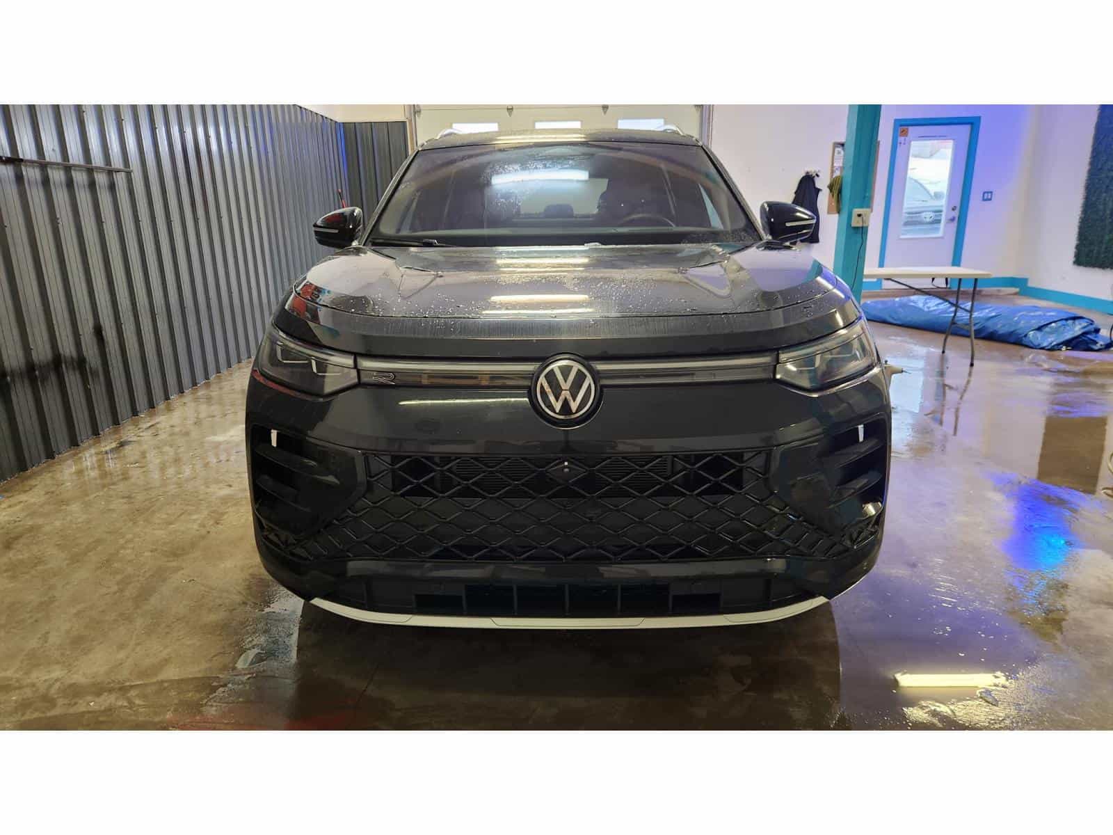 Image 2 Volkswagen Tiguan Highline R-Line 2025