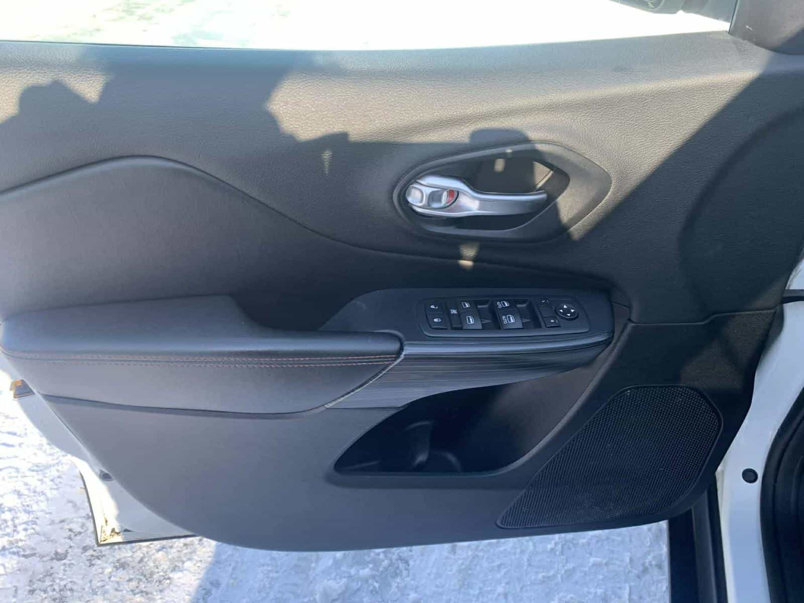 Image 13 Jeep Cherokee Trailhawk 2016