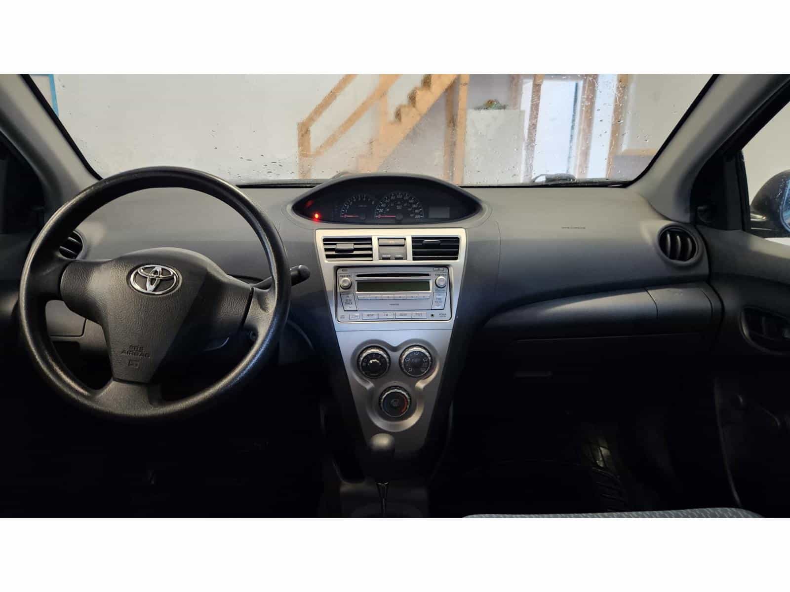 2009 Toyota Yaris Base - Image 12