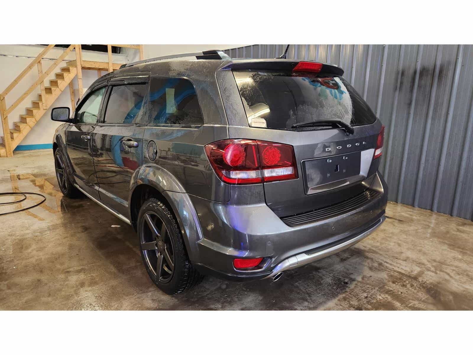 2018 Dodge Journey Crossroad - Image 6