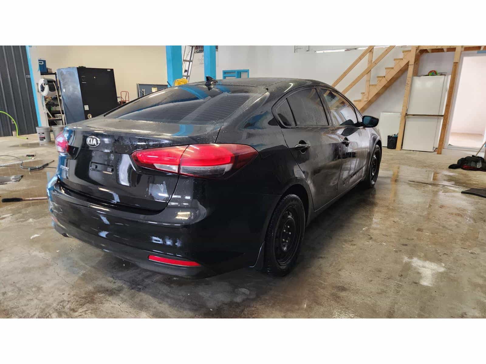 Image 4 Kia Forte LX 2017