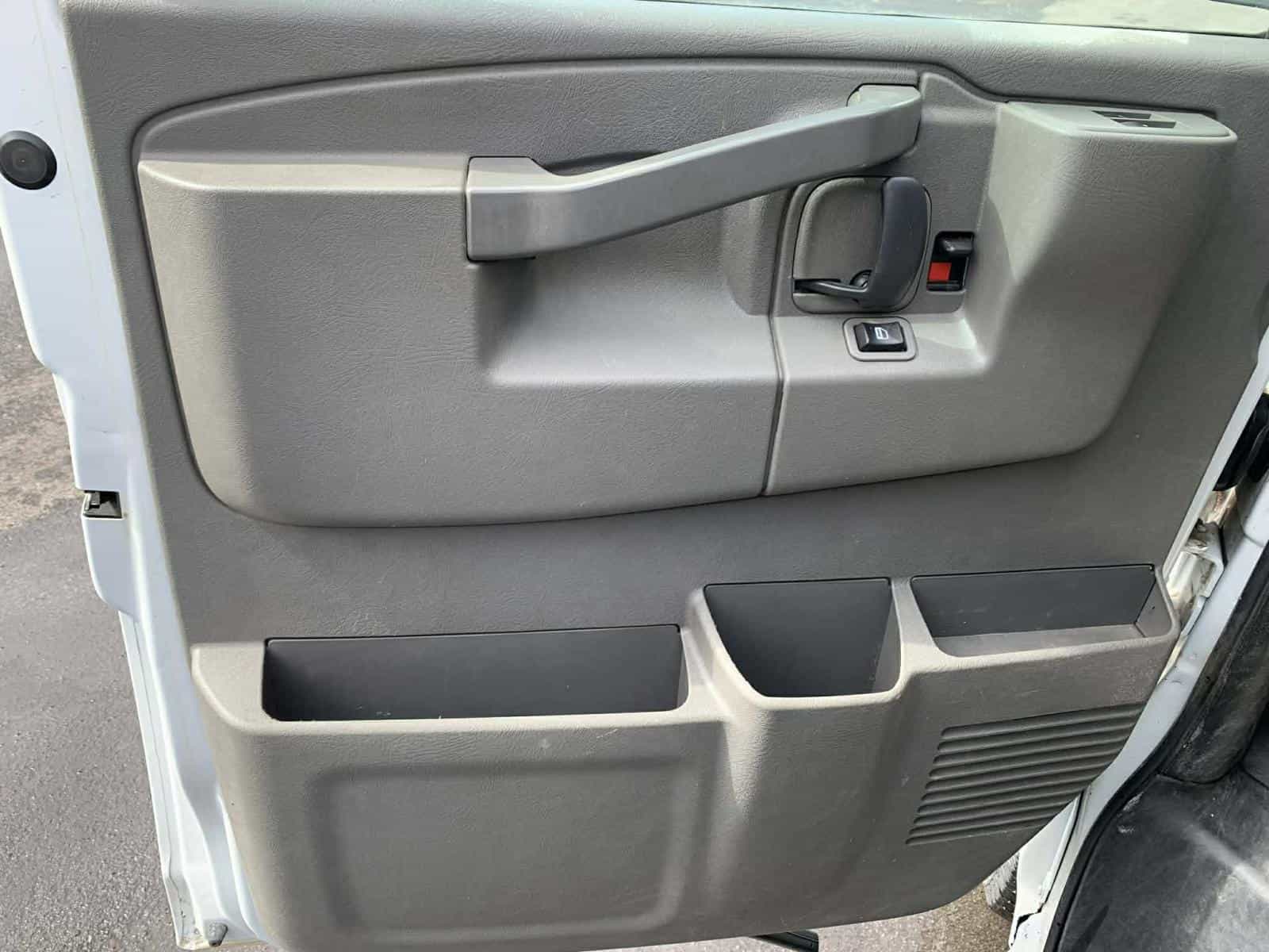 Image 14 GMC Savana G2500 2500 2020